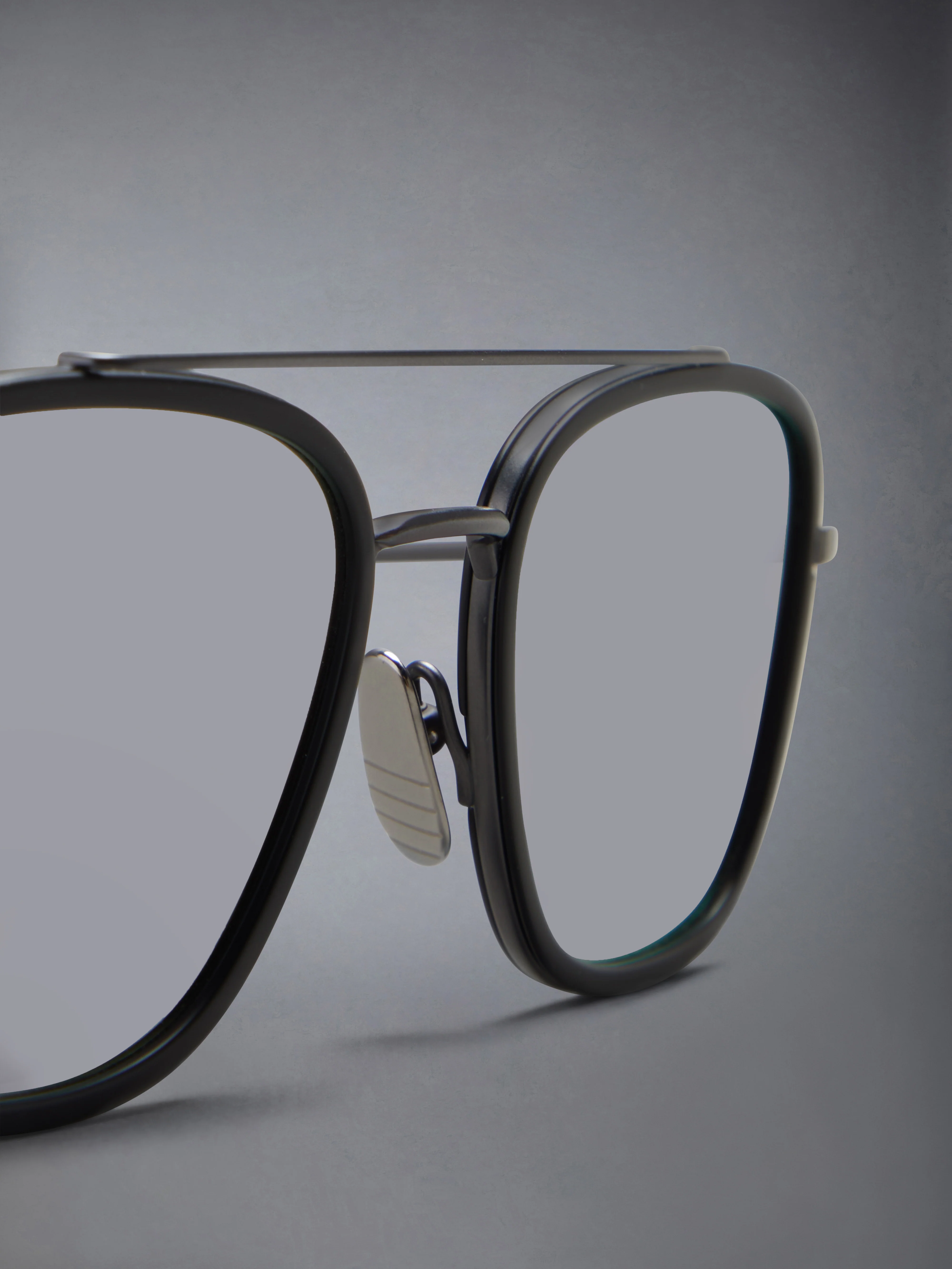 ACETATE AND TITANIUM RECTANGULAR AVIATOR SUNGLASSES - Image 7