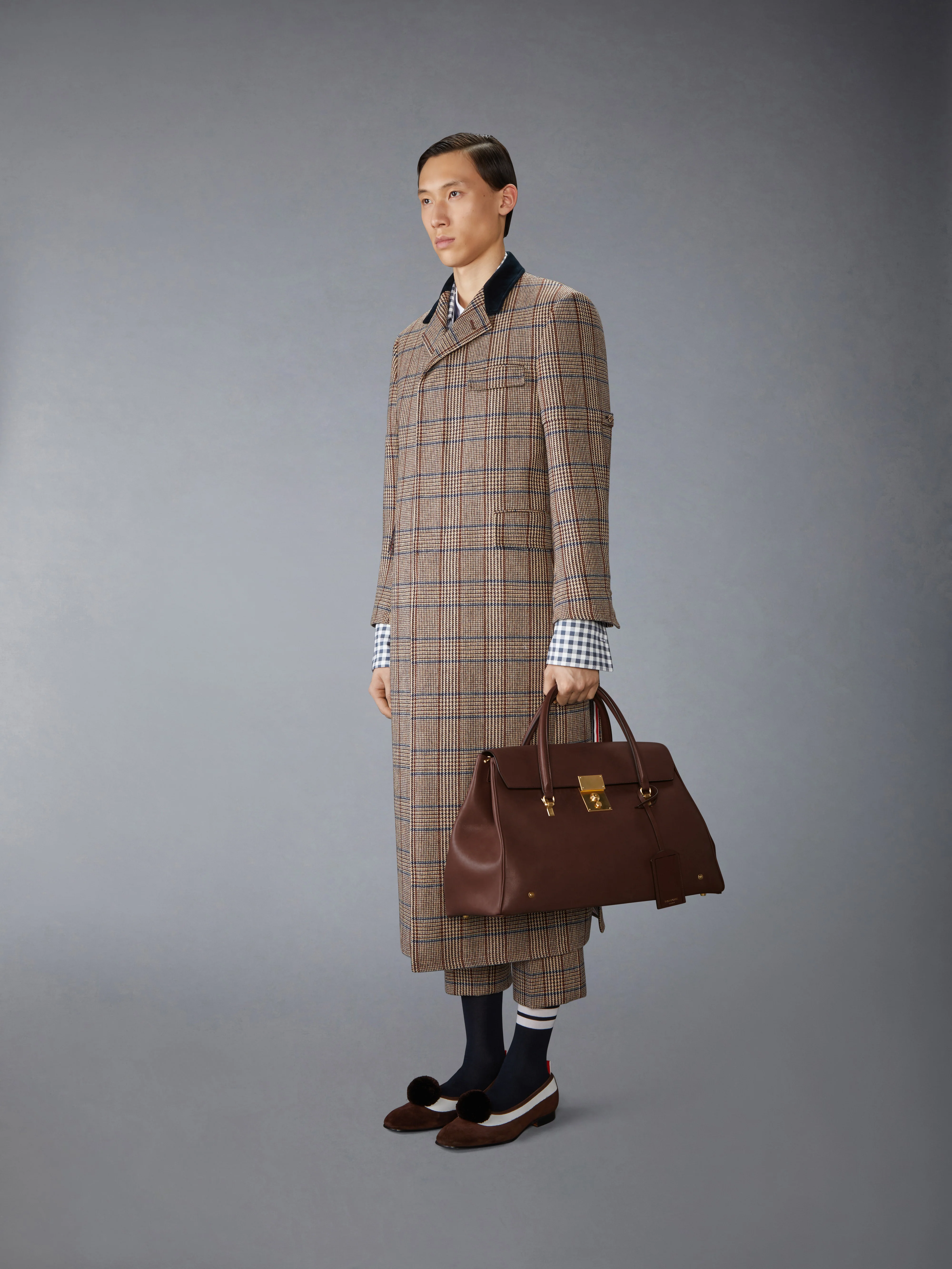 BOLTON WEEKENDER BAG IN SOFT PEBBLE GRAIN LEATHER - Image 2