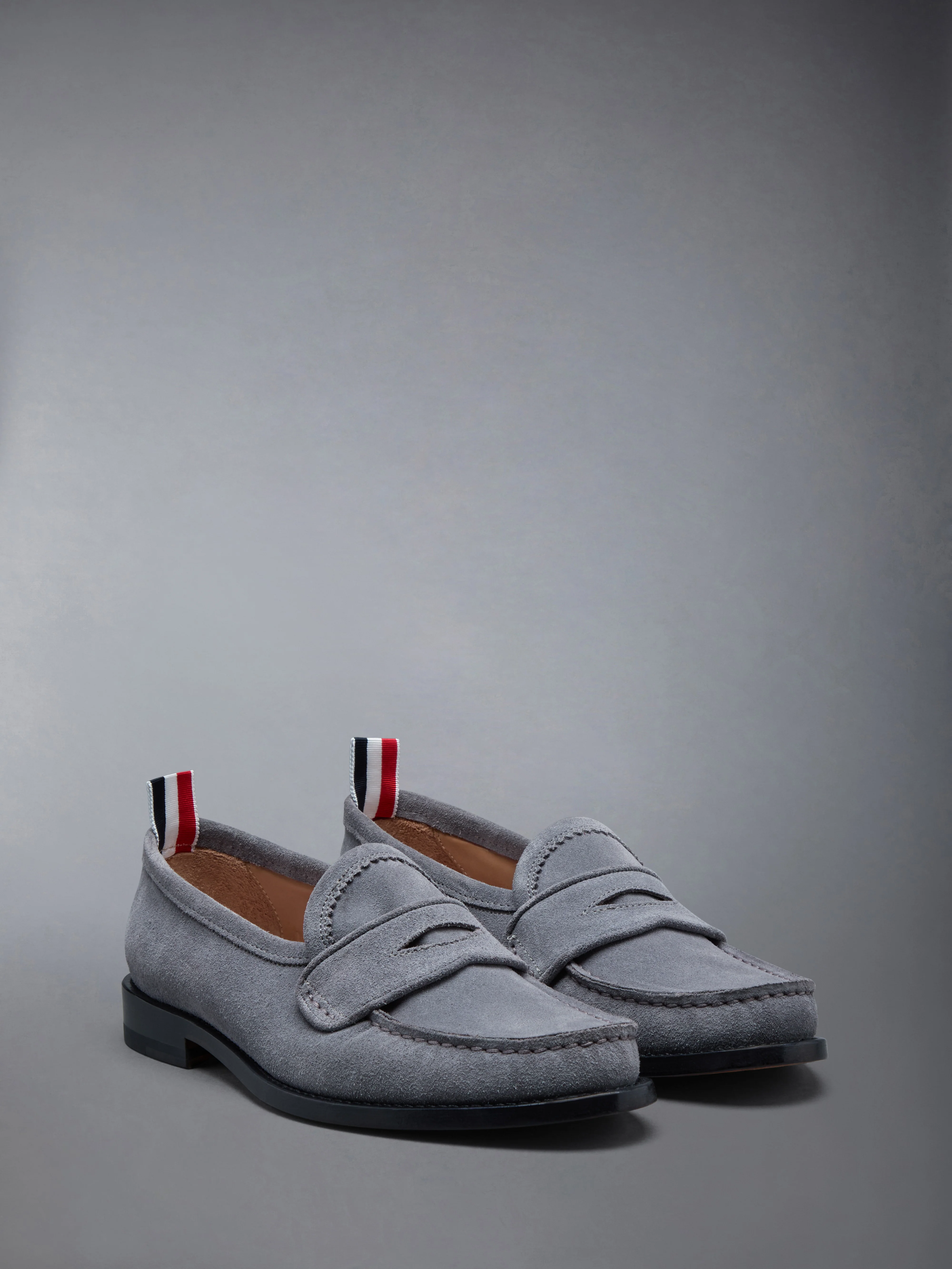 CALF SUEDE PLEATED VARSITY LOAFER - Image 2