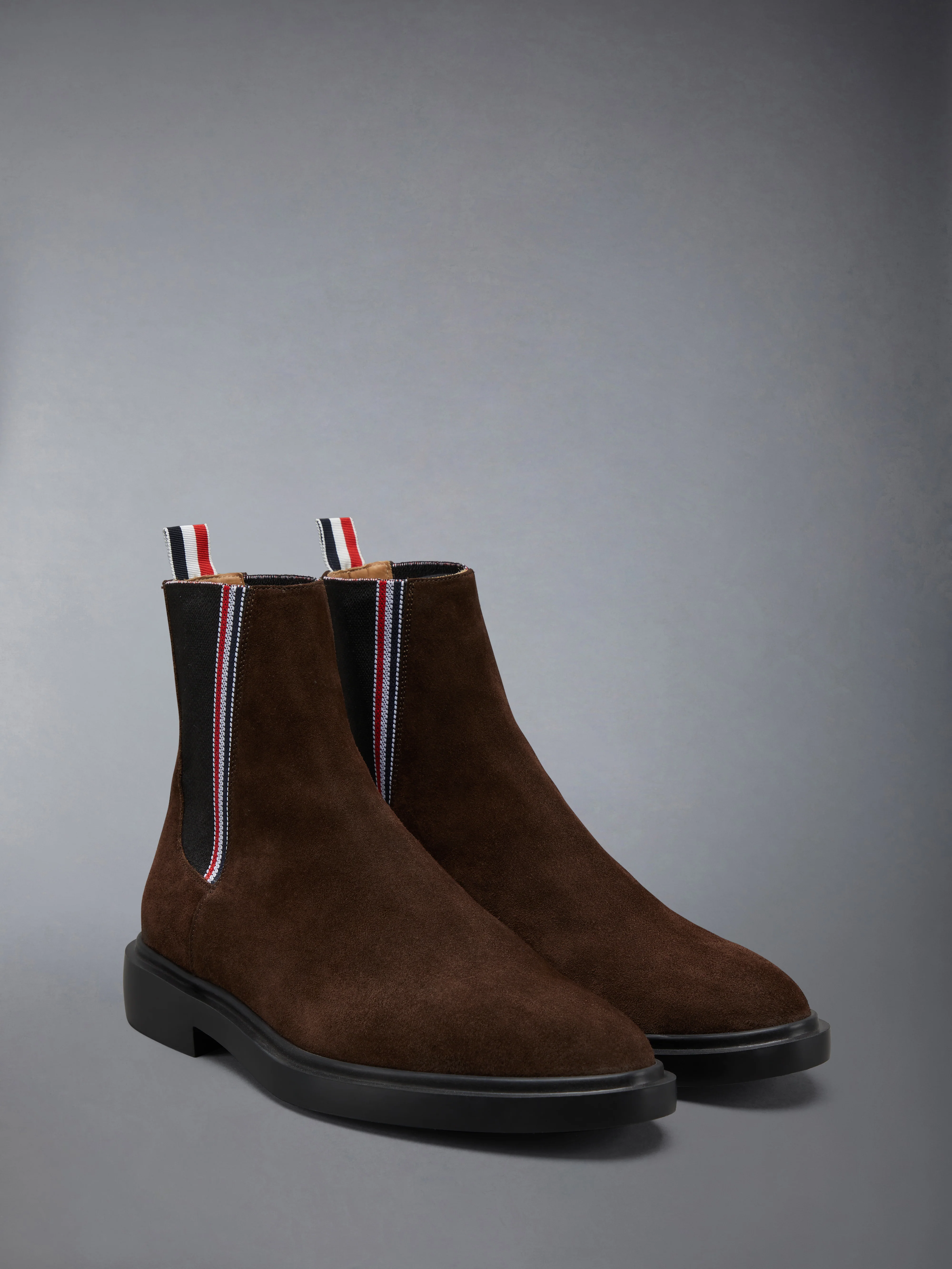 CALF SUEDE RUBBER SOLE RWB CHELSEA BOOT - Image 2