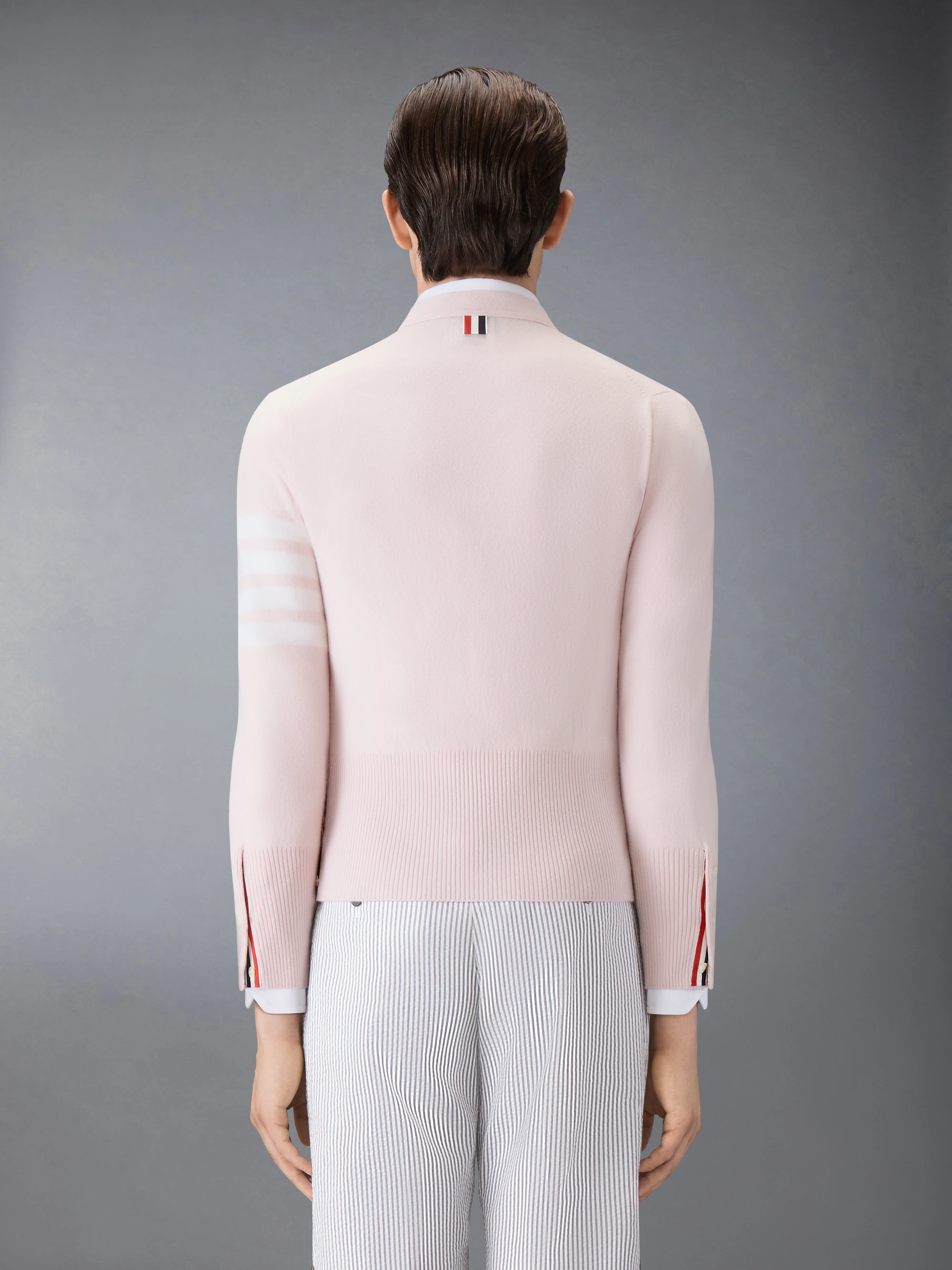CLASSIC CASHMERE 4-BAR V-NECK CARDIGAN - Image 2
