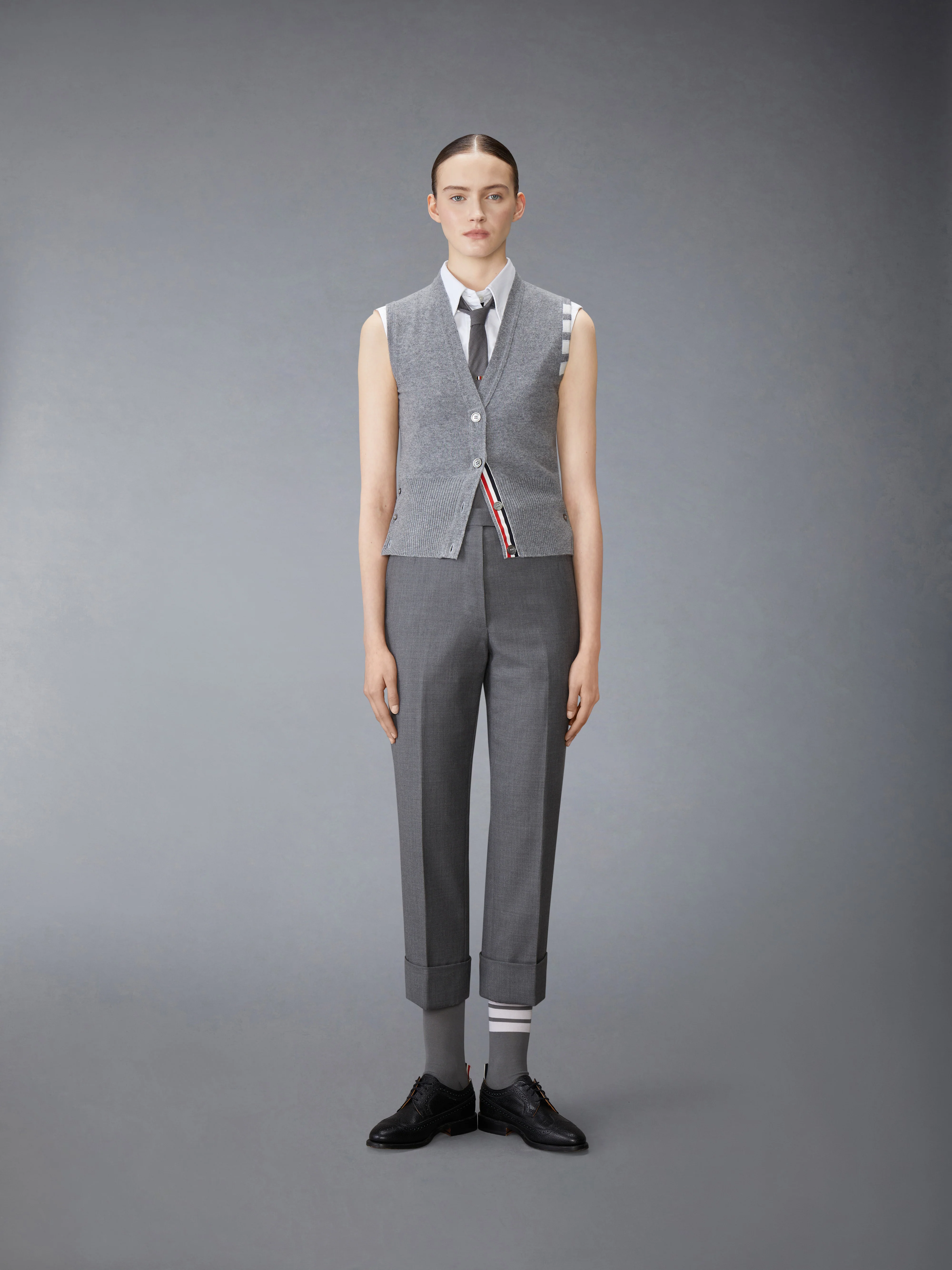 CLASSIC SLEEVELESS OXFORD SHIRT - Image 5