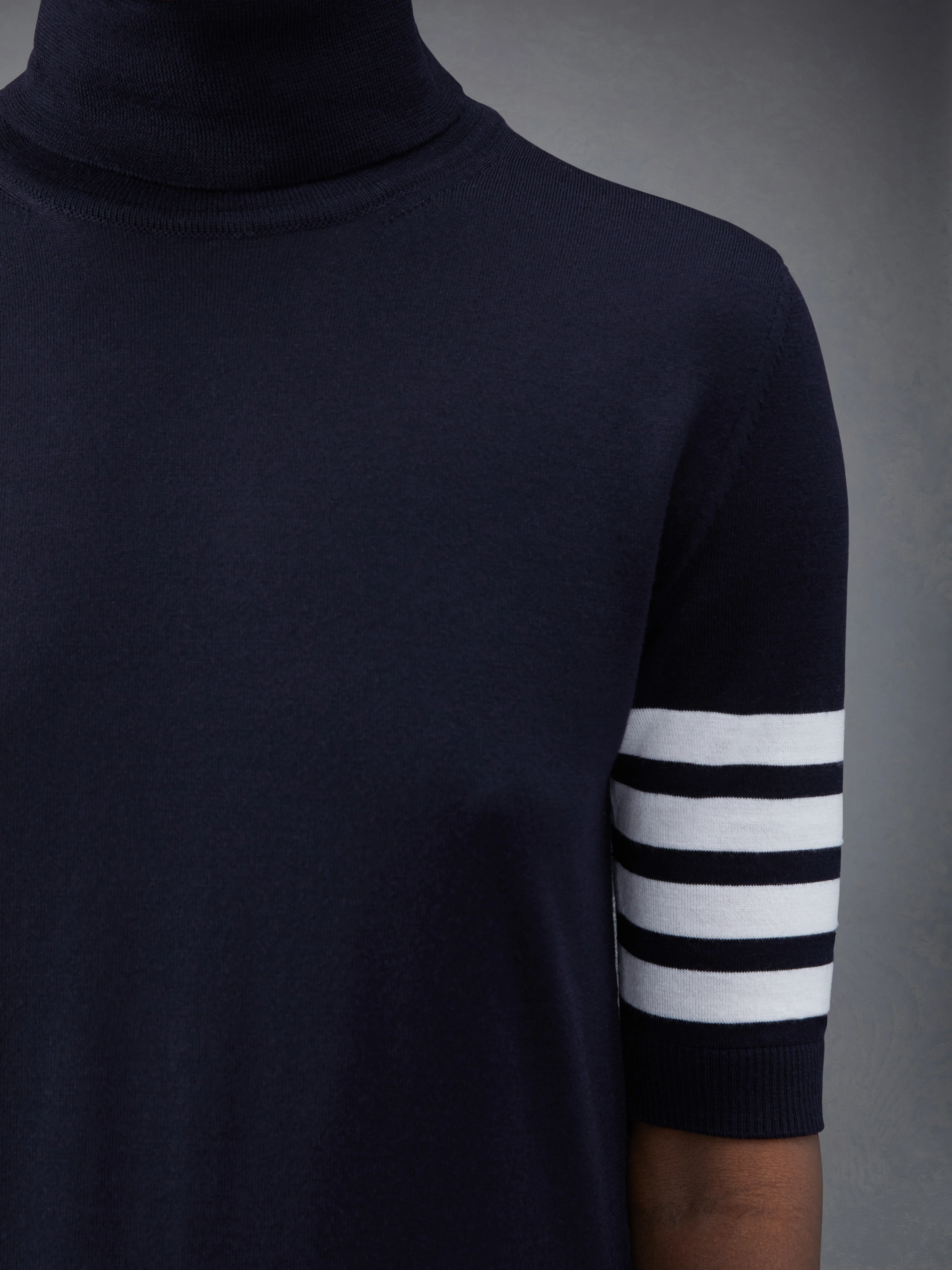 FINE MERINO WOOL 4-BAR TURTLENECK - Image 5