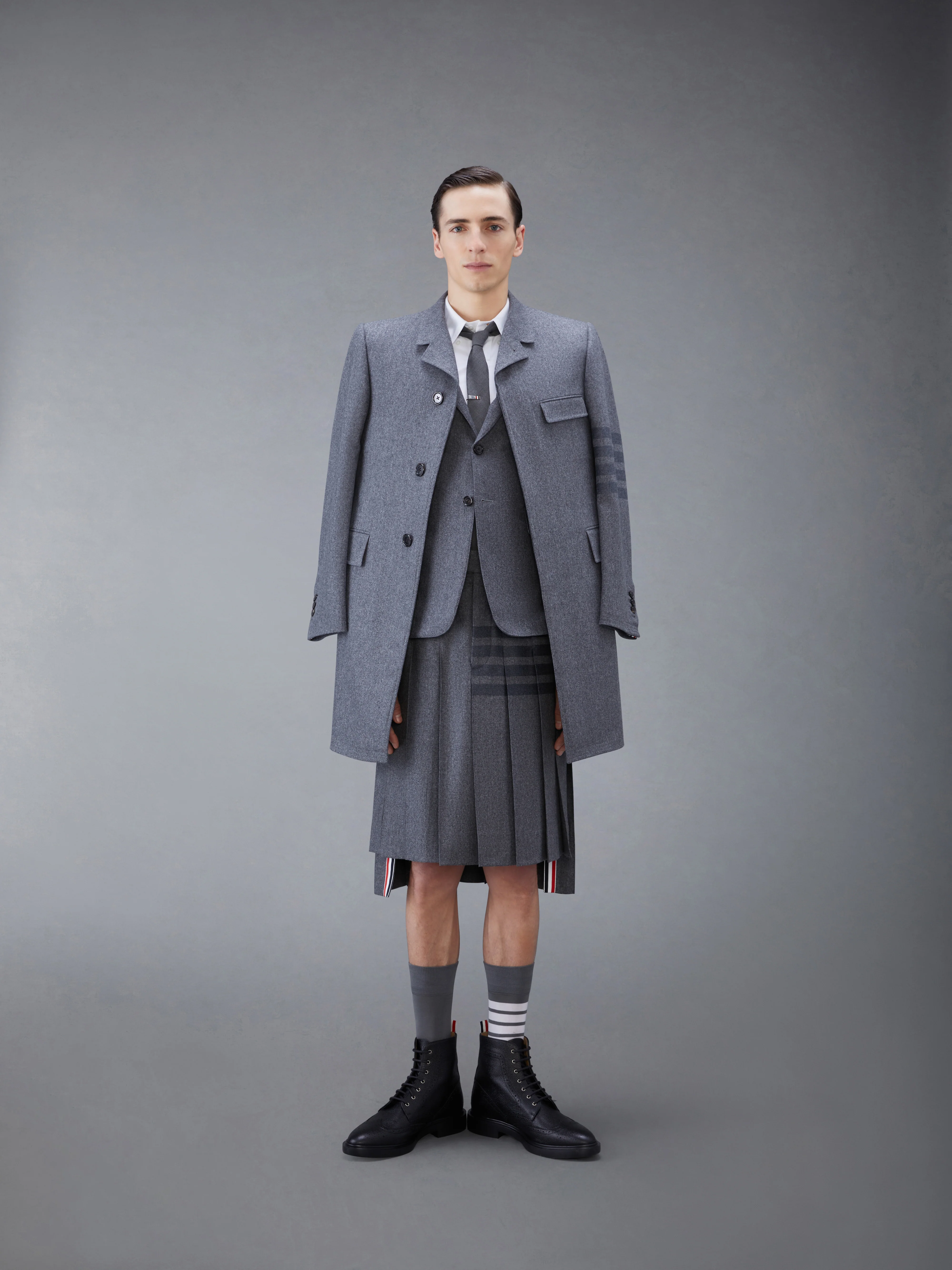 FLANNEL 4-BAR BACKSTRAP PLEATED SKIRT - Image 4