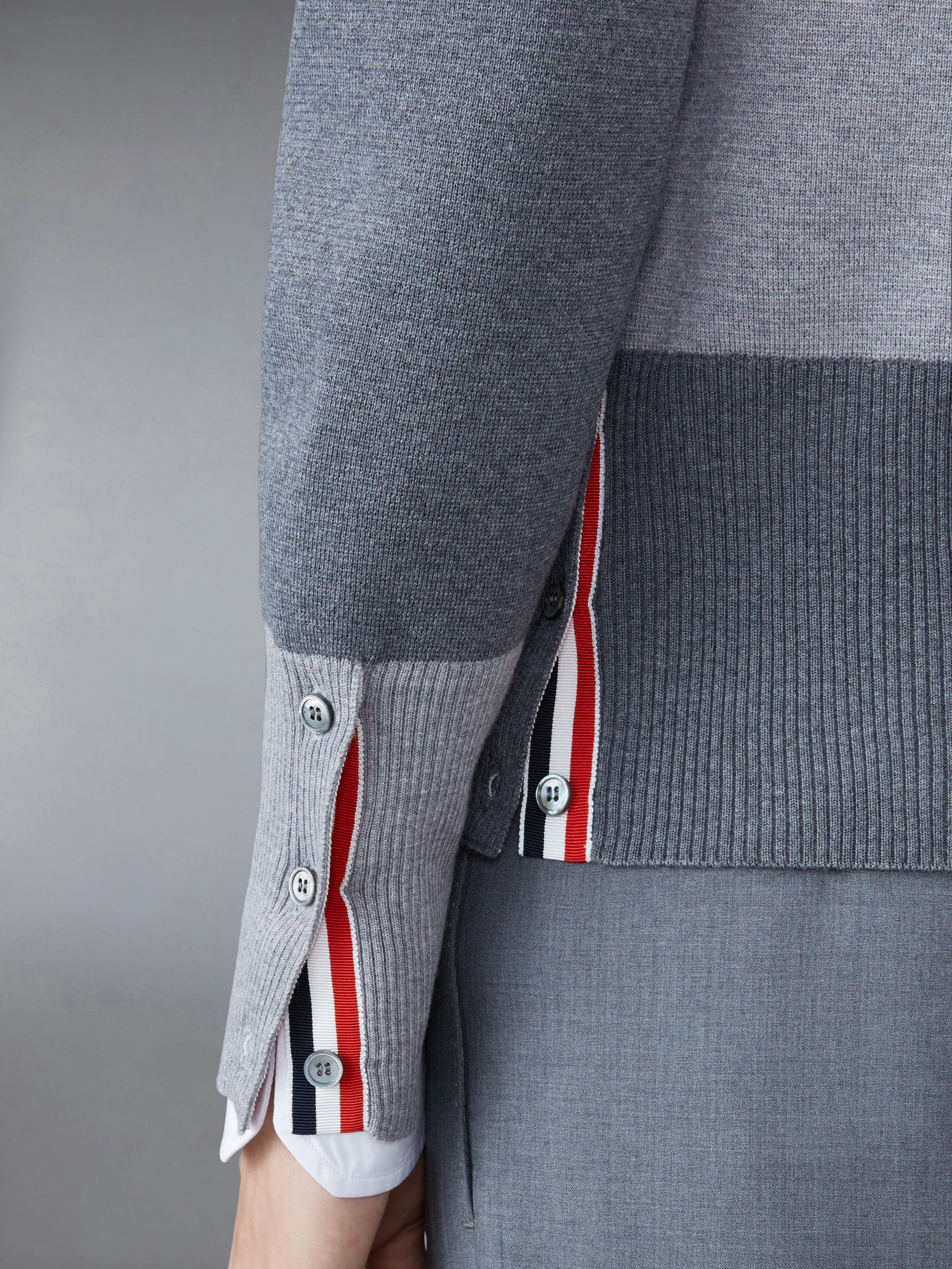 FUNMIX WOOL V-NECK CARDIGAN - Image 5