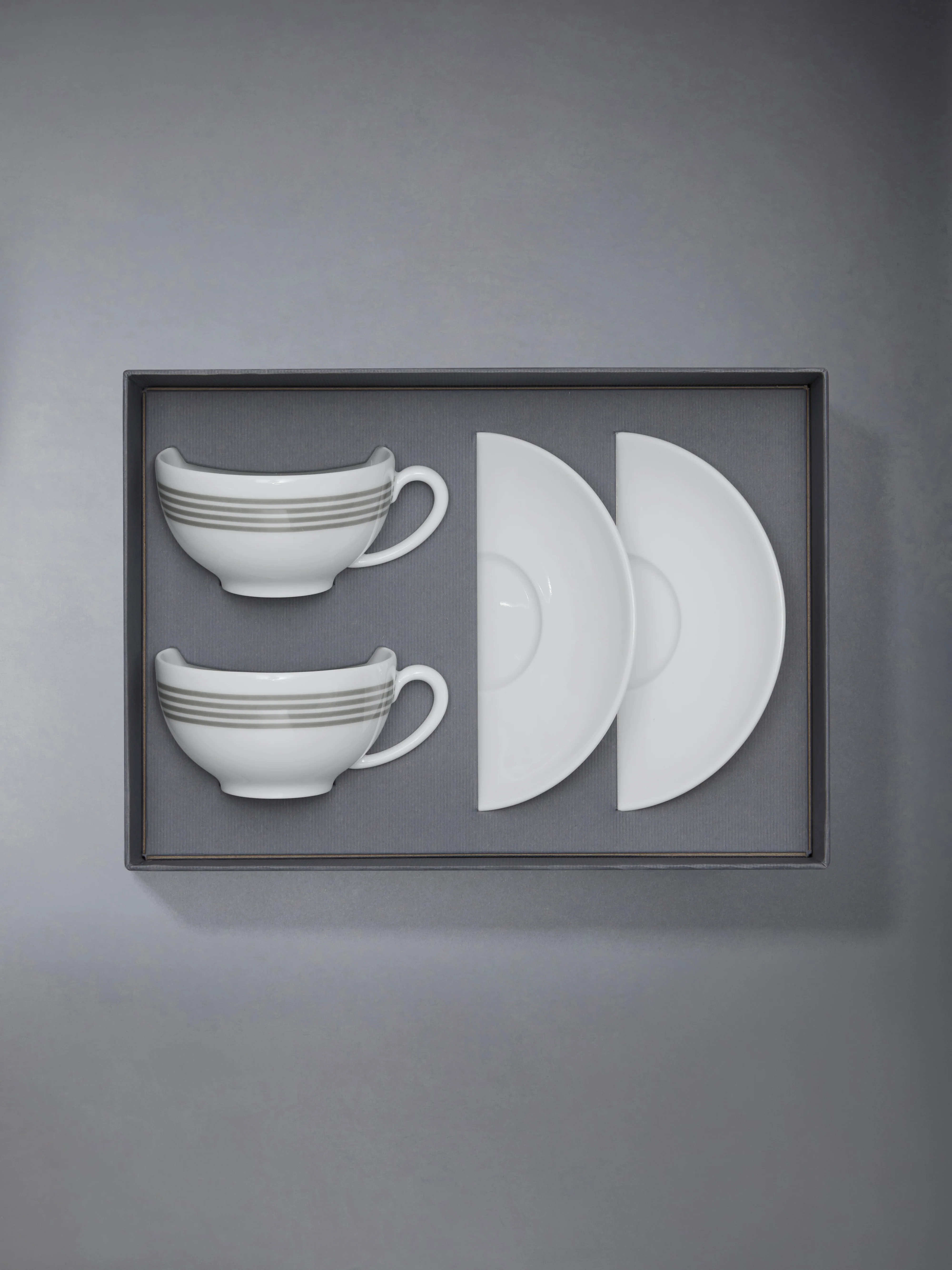 LIMOGES PORCELAIN 4-BAR HAVILAND TEA CUP SET - Image 3