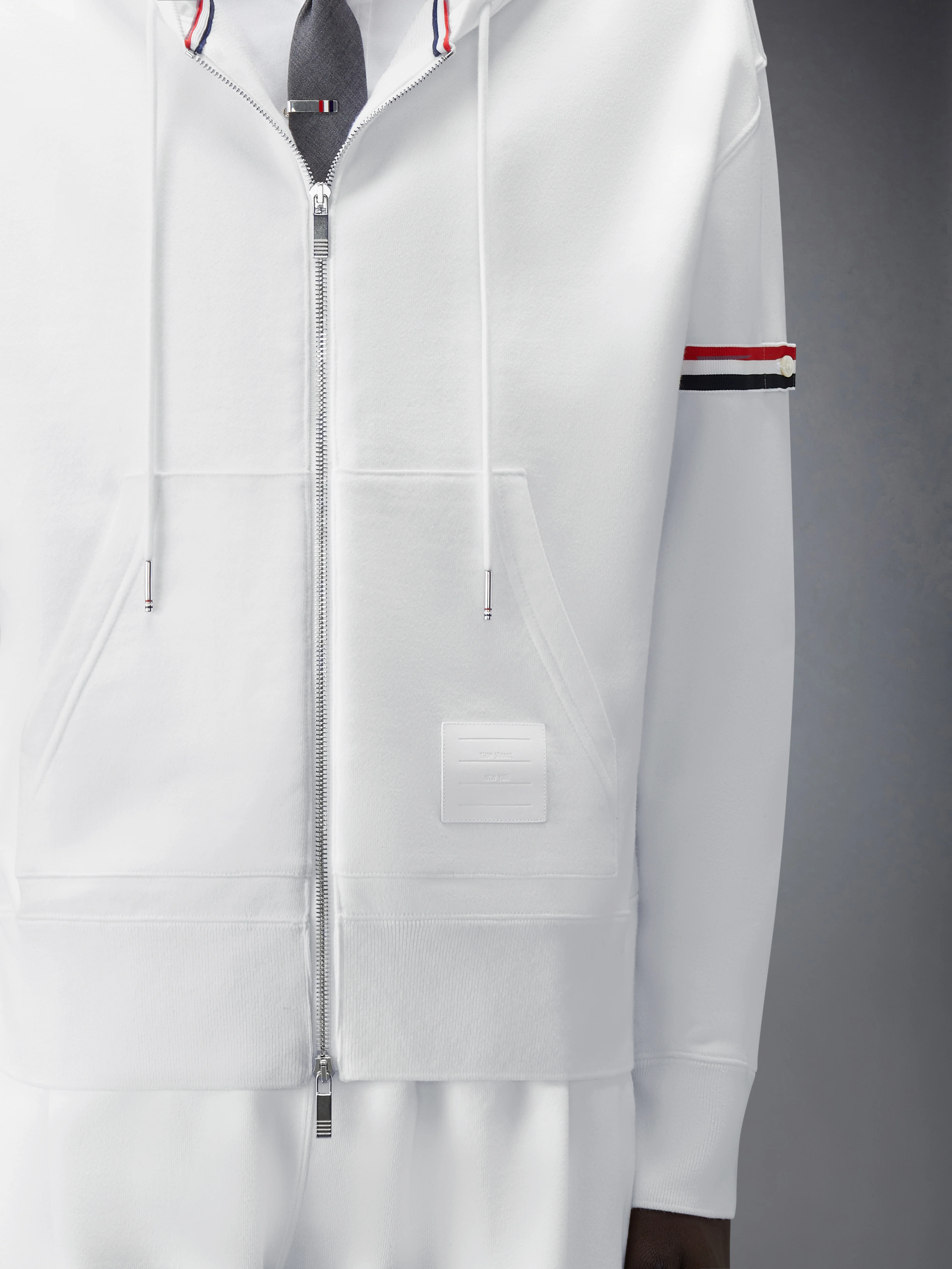 LOOPBACK JERSEY ARMBAND RELAXED ZIP UP HOODIE - Image 4