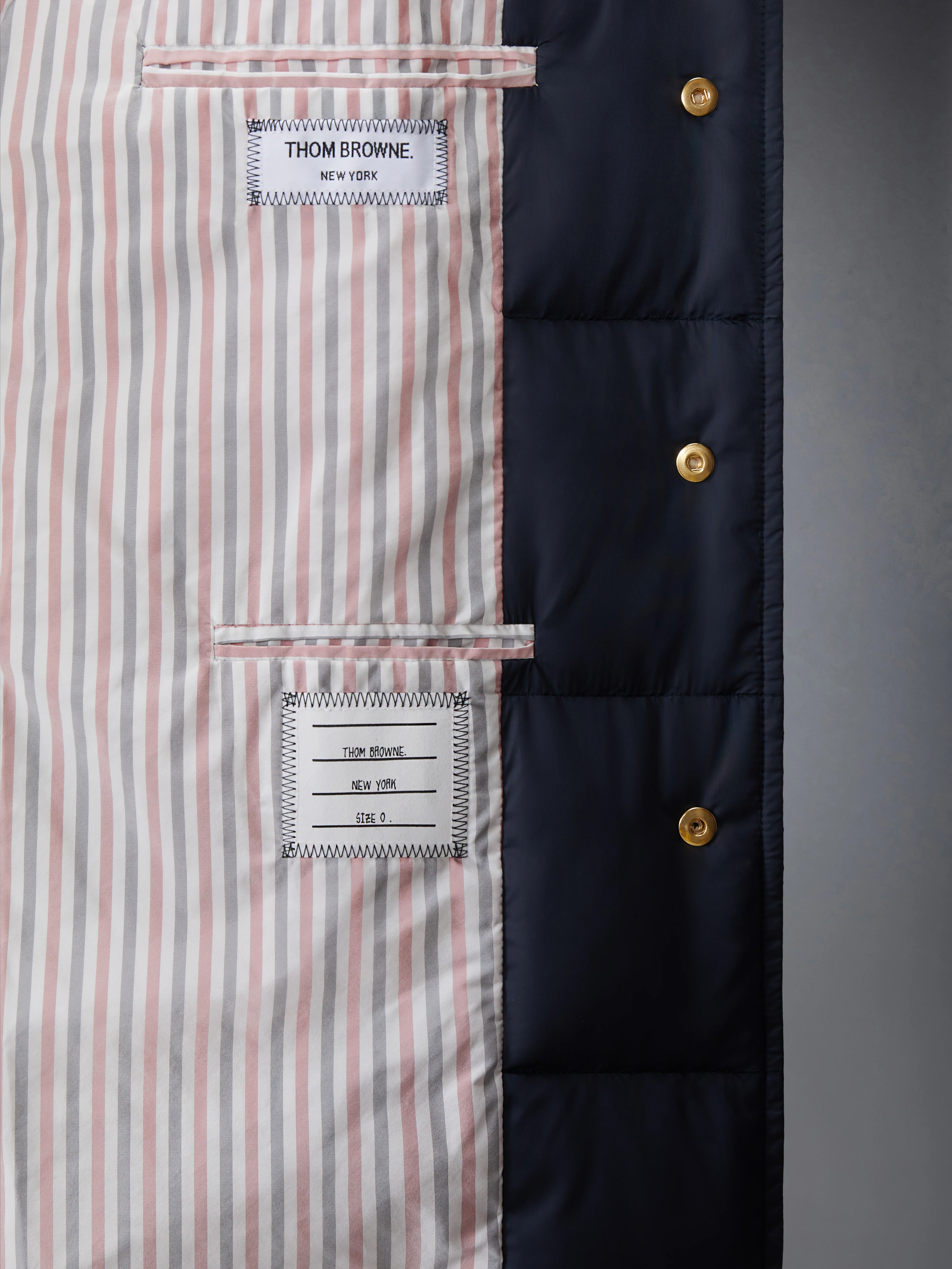 MATTE FINISH NYLON DOWN FILL 4-BAR BAL COLLAR OVERCOAT - Image 6