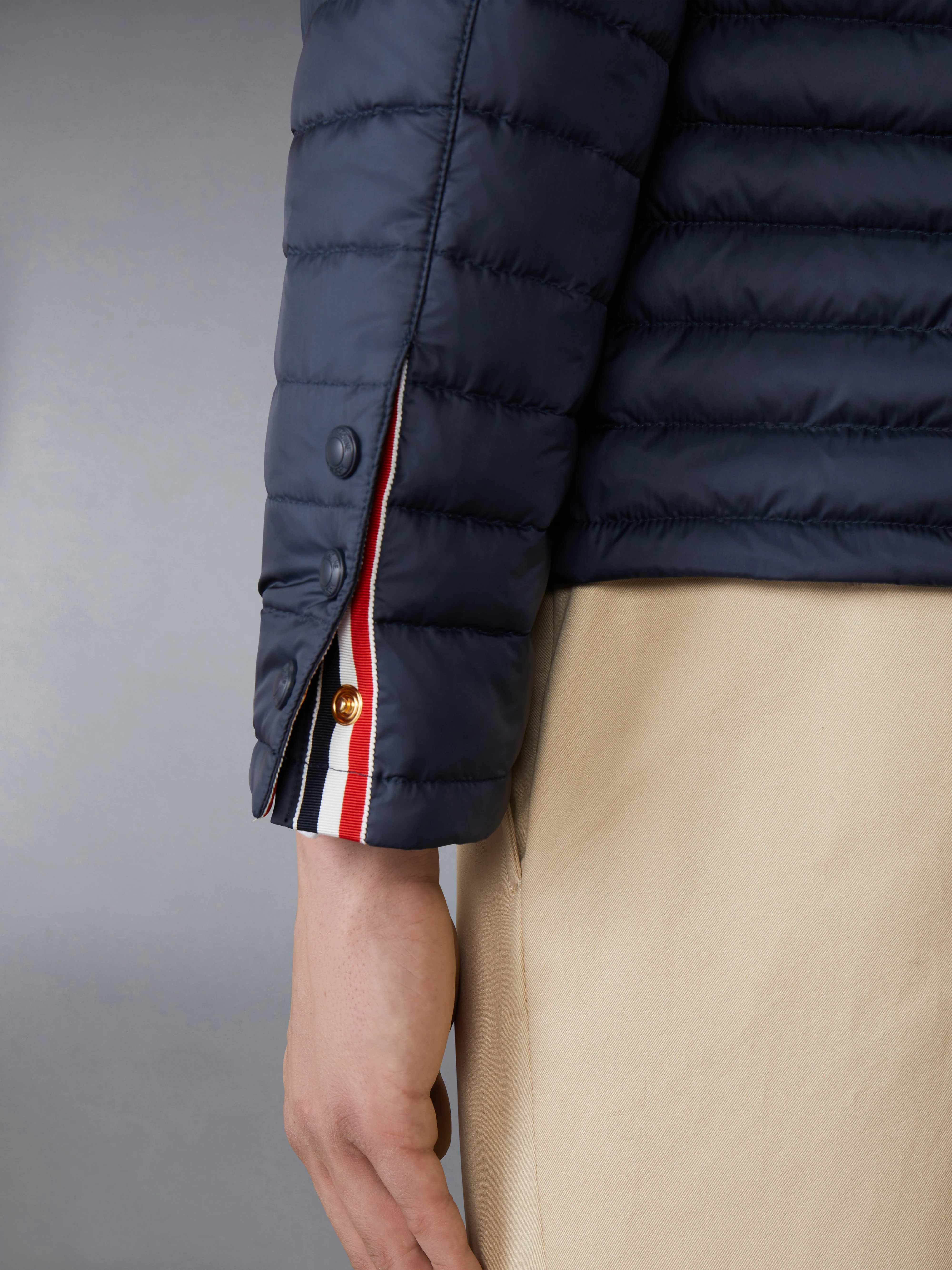 MATTE NYLON  4-BAR DOWN FILLED QUILTED JACKET - Image 6
