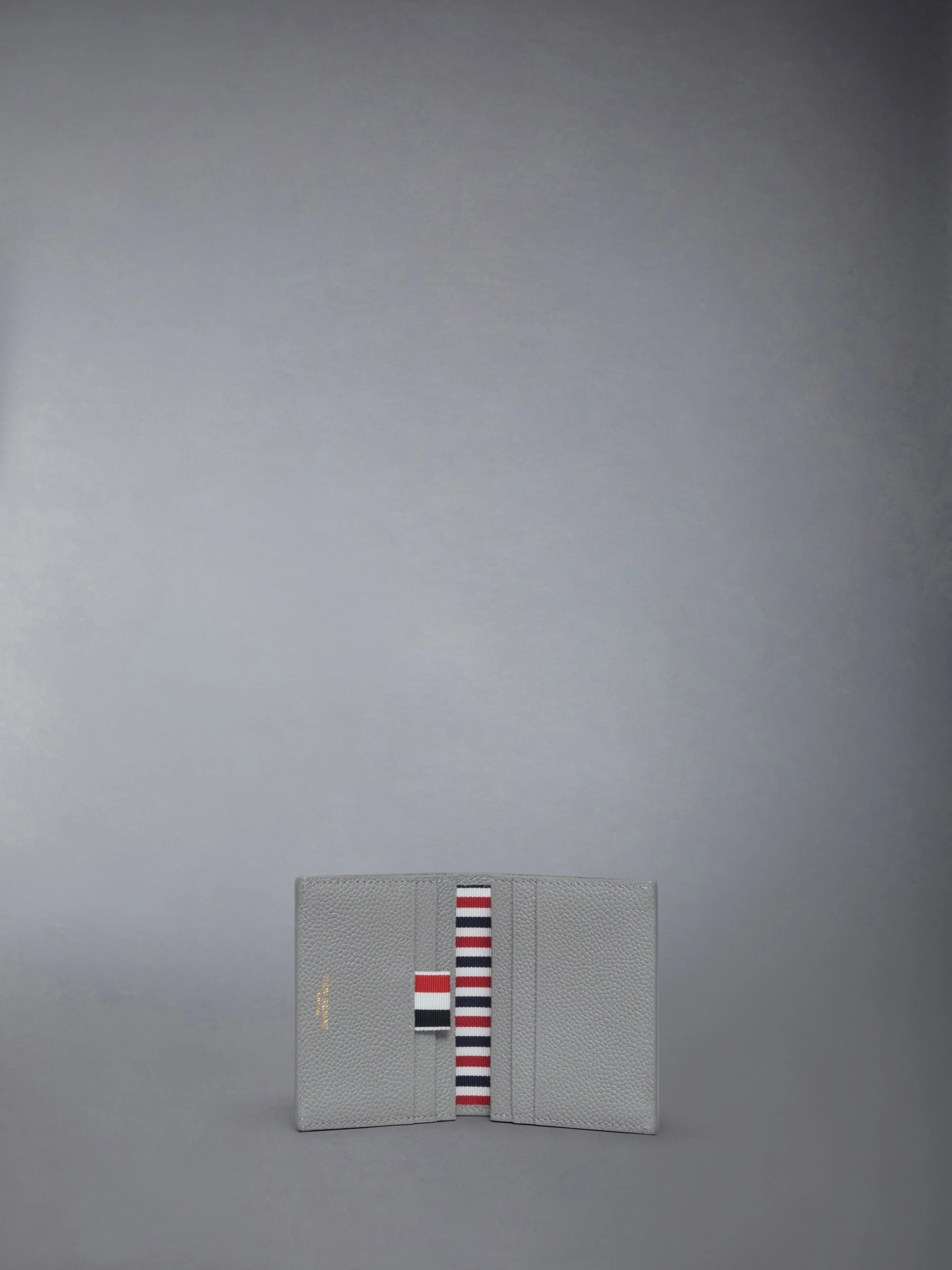 PEBBLE GRAIN DOUBLE CARD HOLDER - Image 3