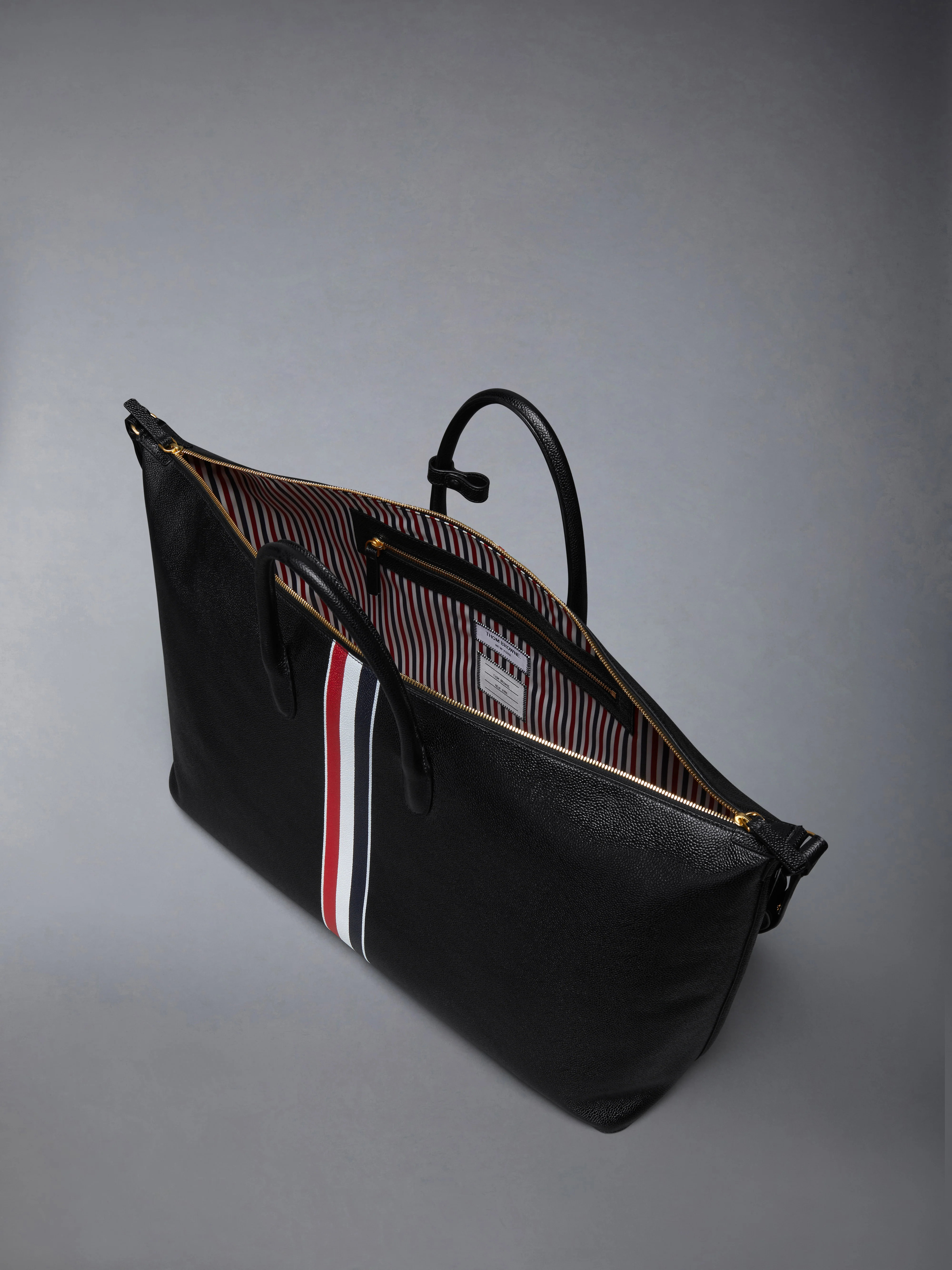 PEBBLE GRAIN DUFFLE BAG - Image 5