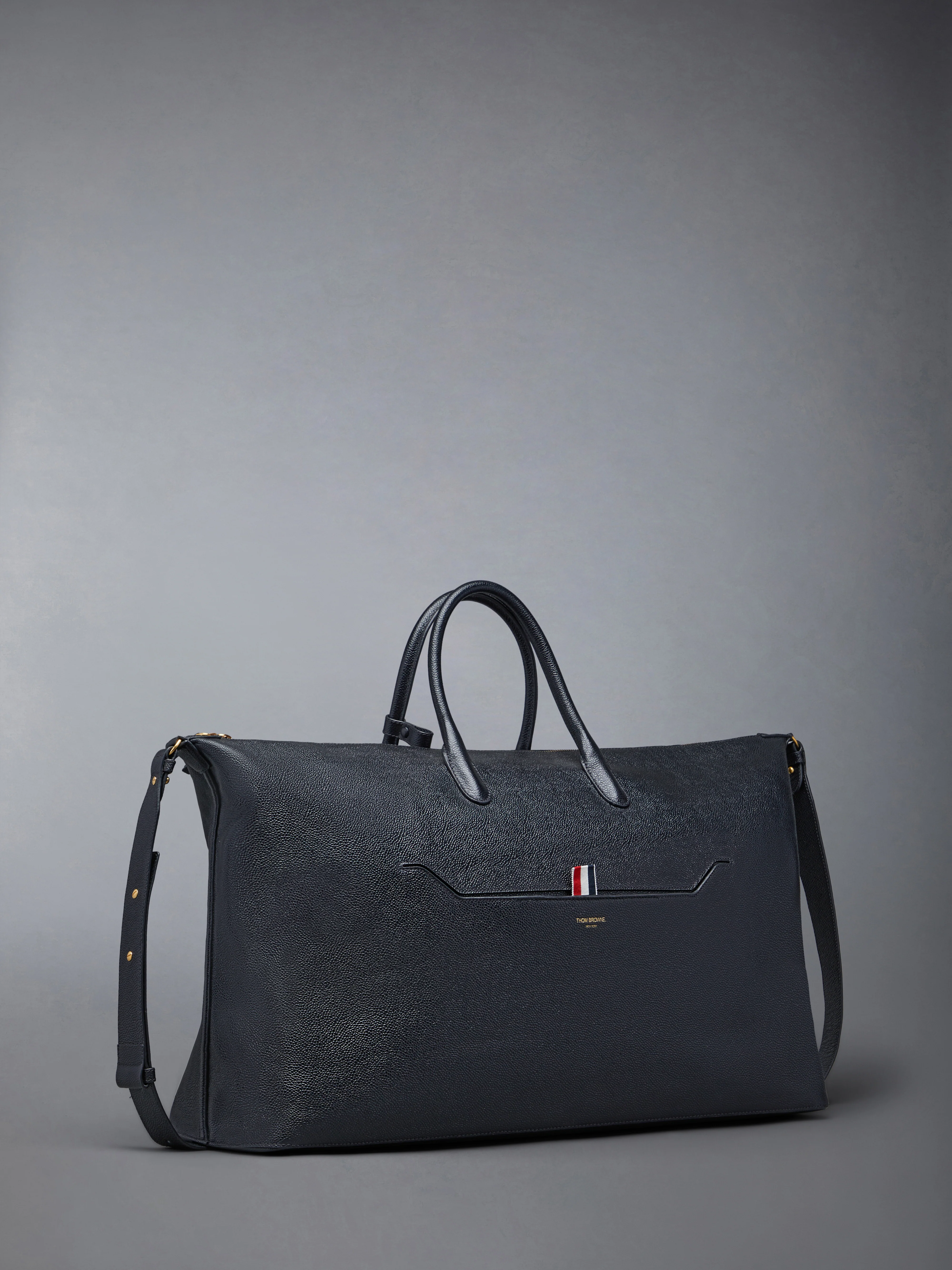 PEBBLE GRAIN DUFFLE - Image 2