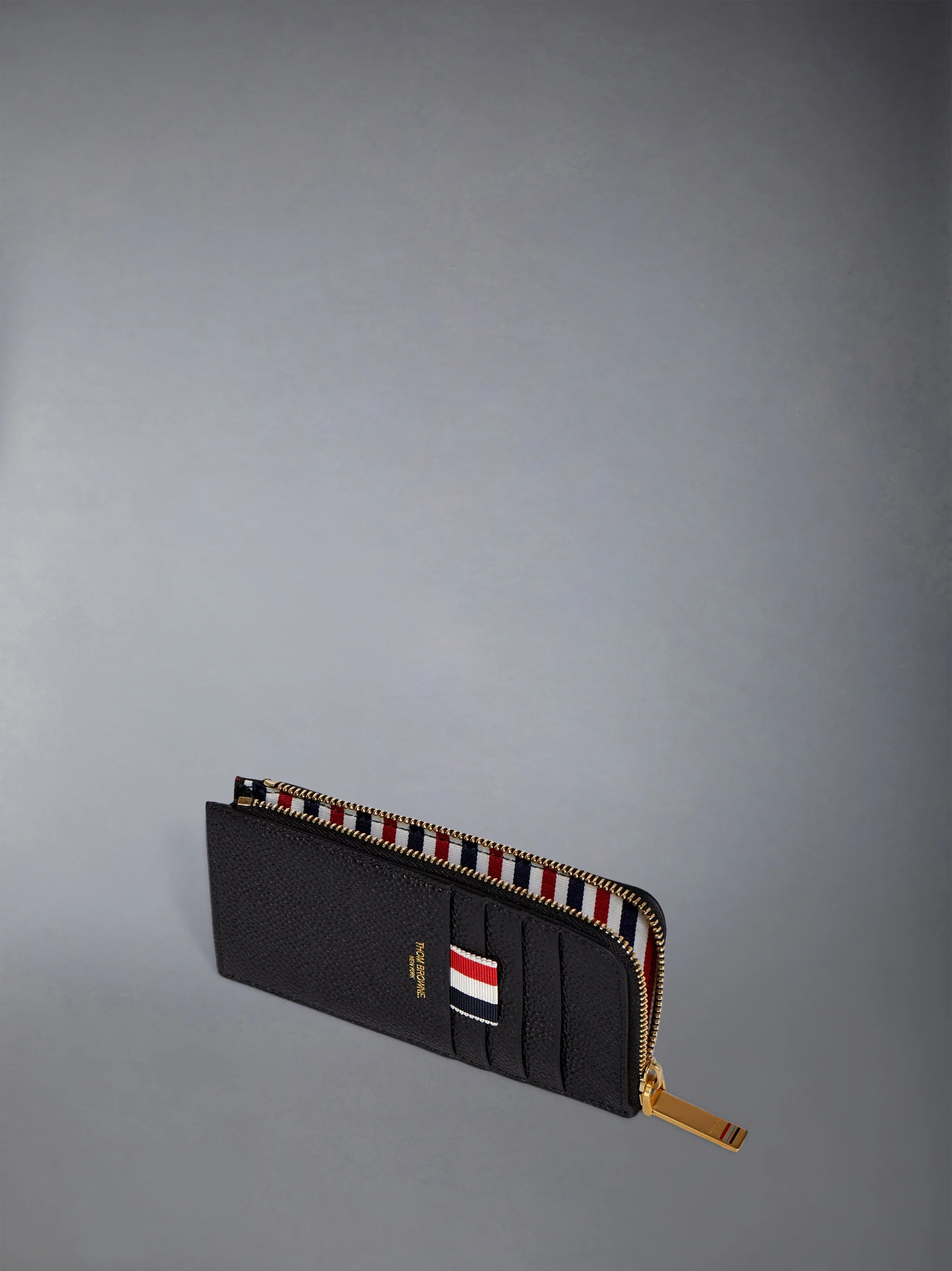 PEBBLE GRAIN HALF ZIP AROUND WALLET - Image 3