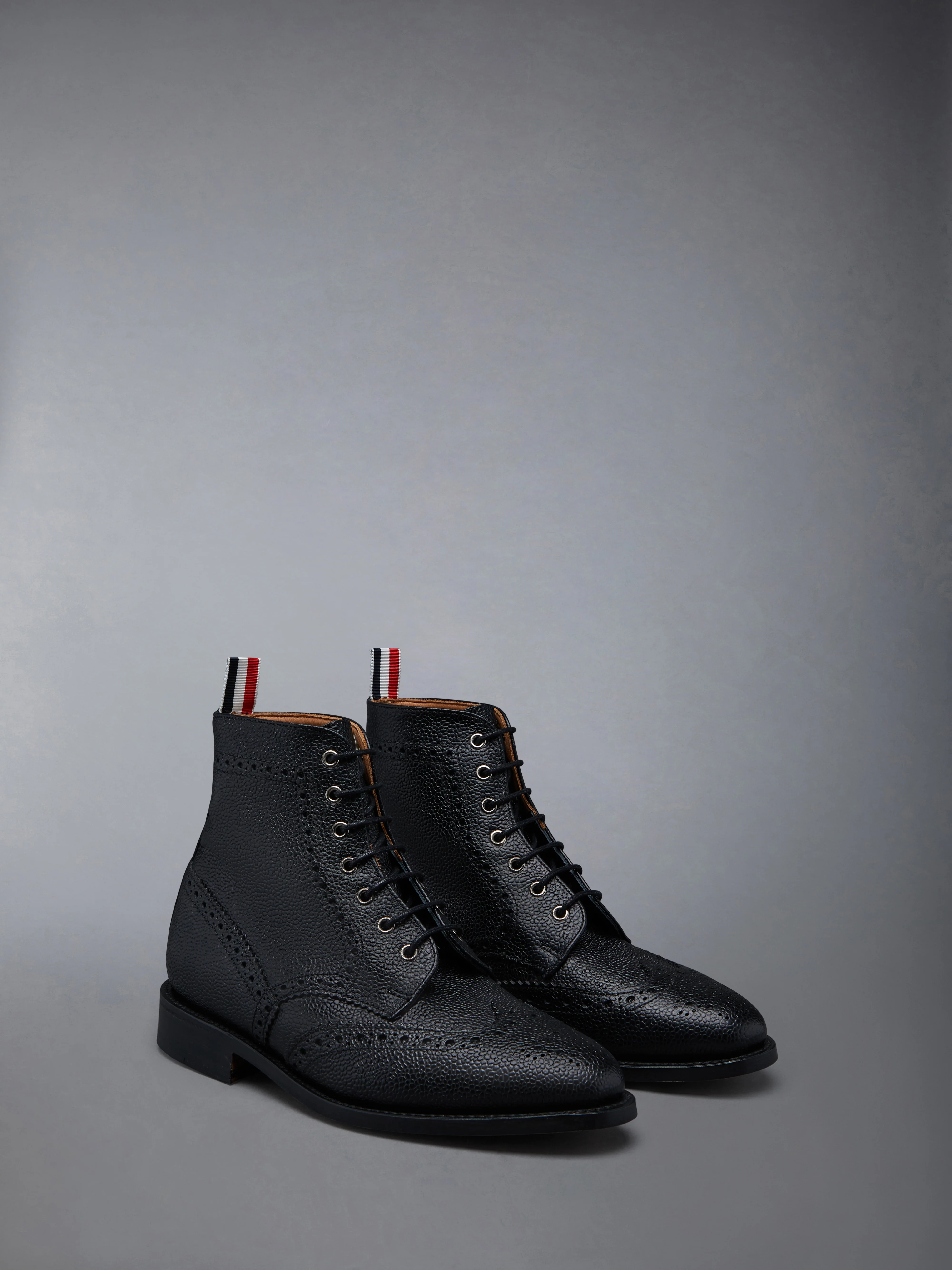 PEBBLE GRAIN LEATHER SOLE WINGTIP BROGUE BOOT - Image 2