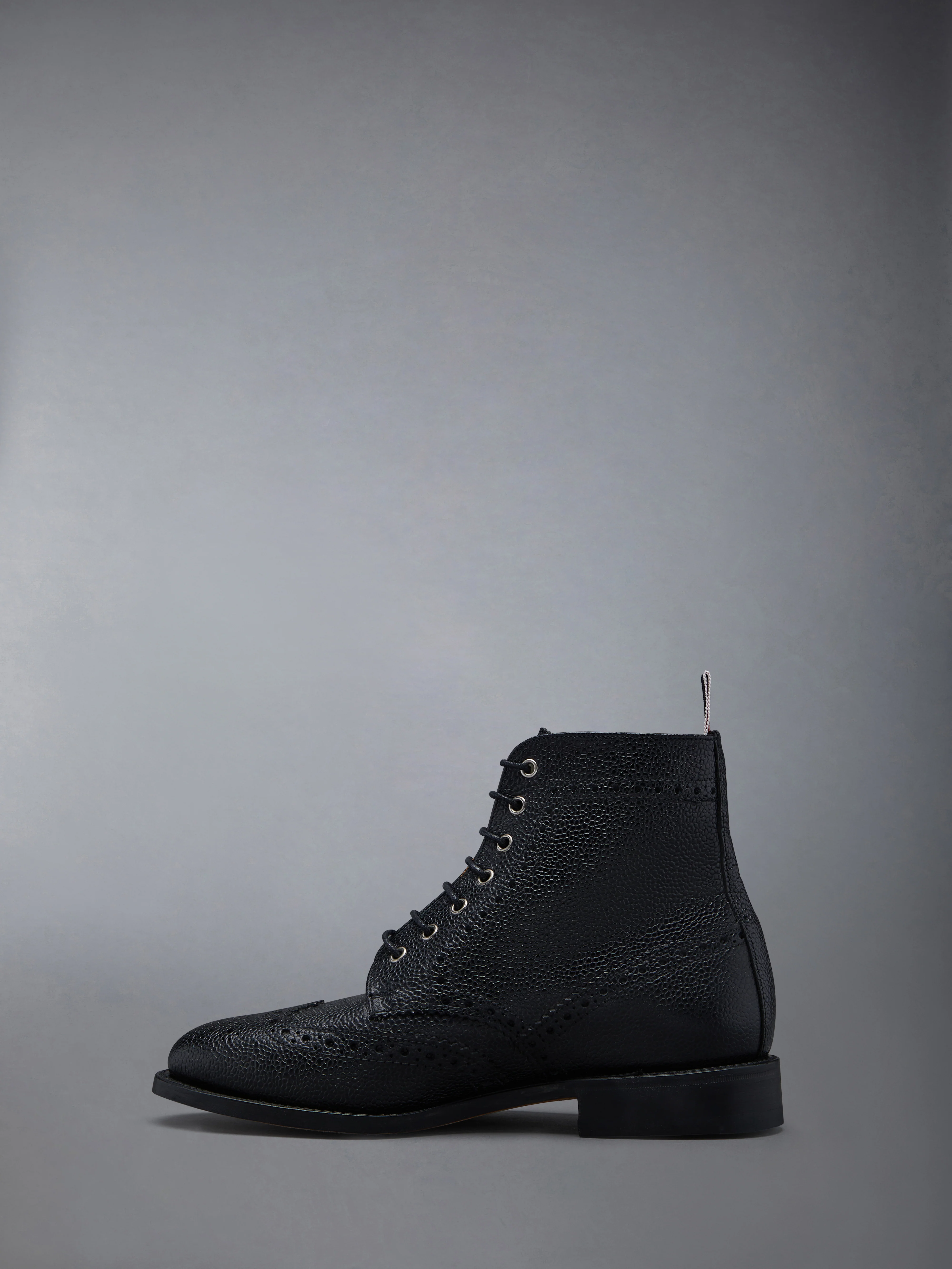 PEBBLE GRAIN LEATHER SOLE WINGTIP BROGUE BOOT - Image 3