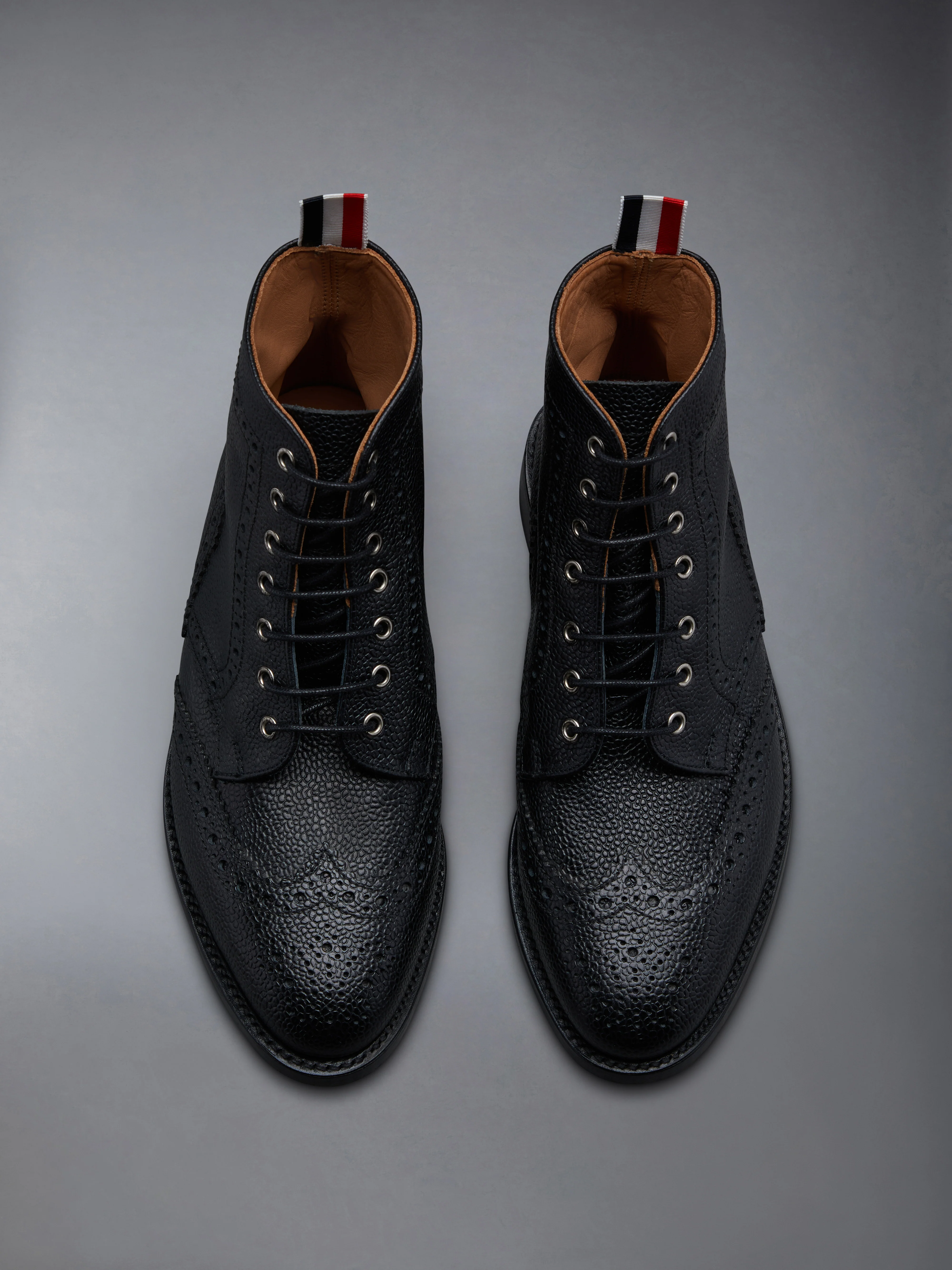 PEBBLE GRAIN LEATHER SOLE WINGTIP BROGUE BOOT - Image 5