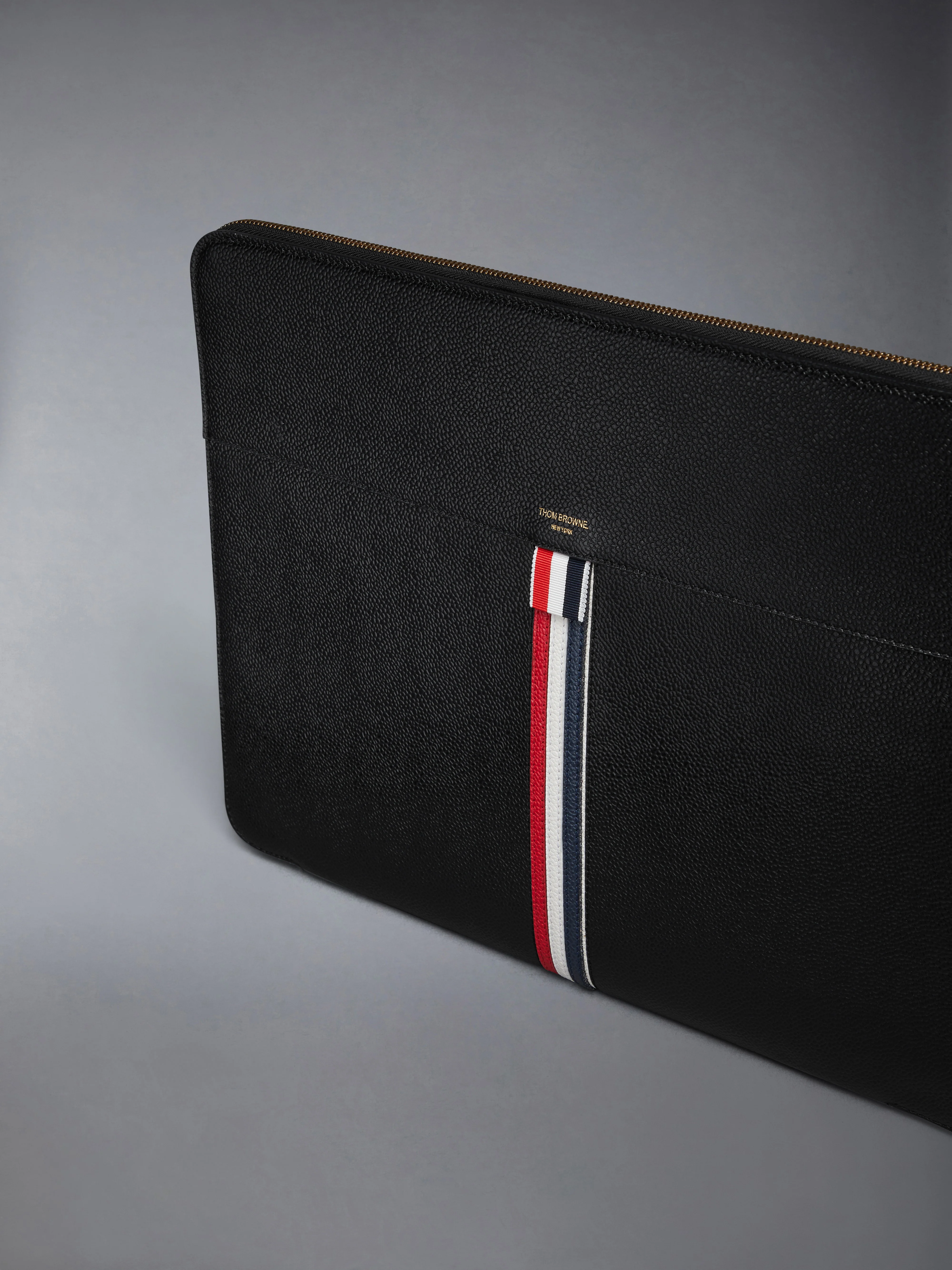 PEBBLE GRAIN ZIP AROUND FOLIO - Image 3