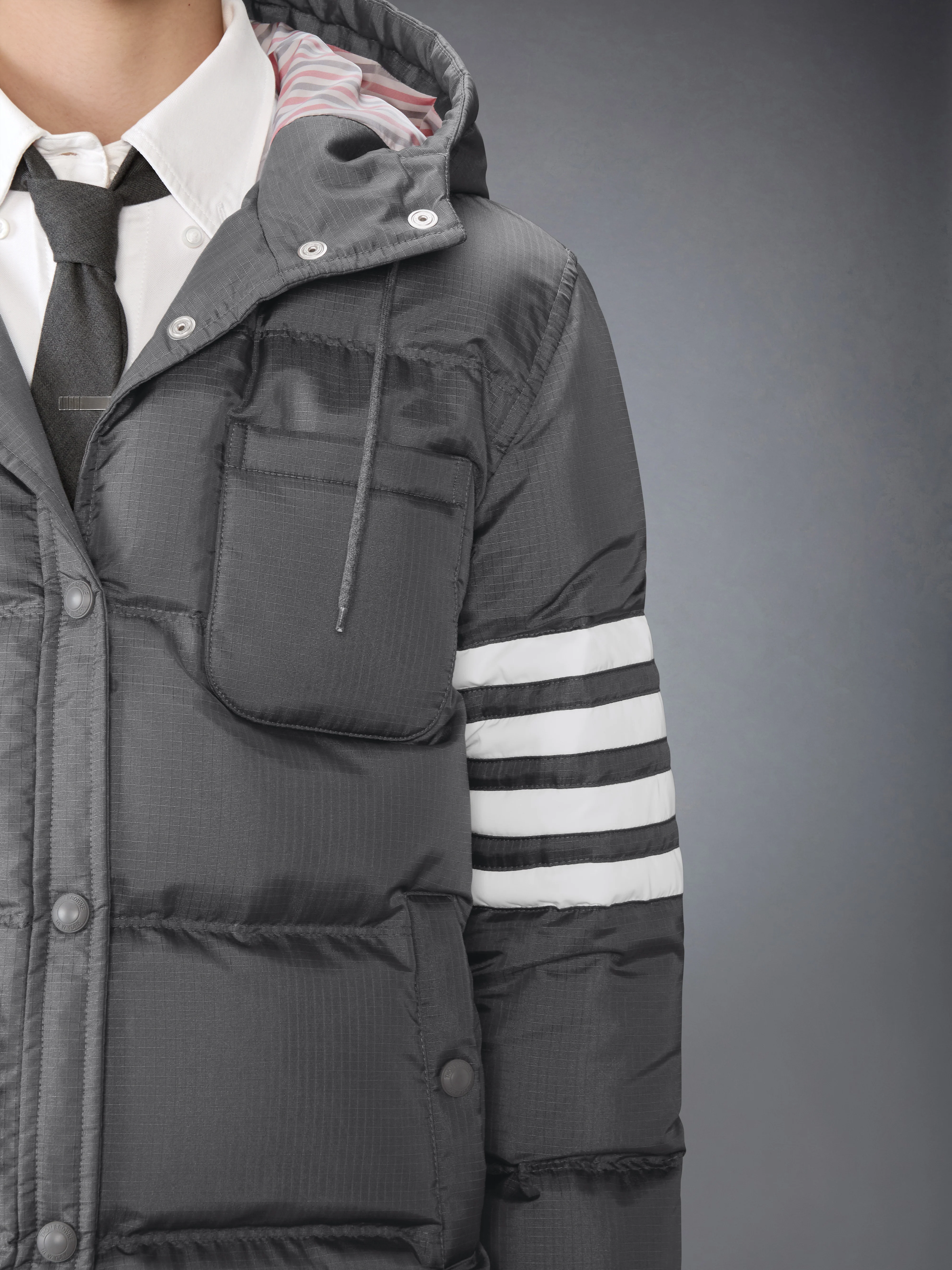 SHINY RIPSTOP LIGHTWEIGHT DOWN FILLED 4-BAR JACKET - Image 6