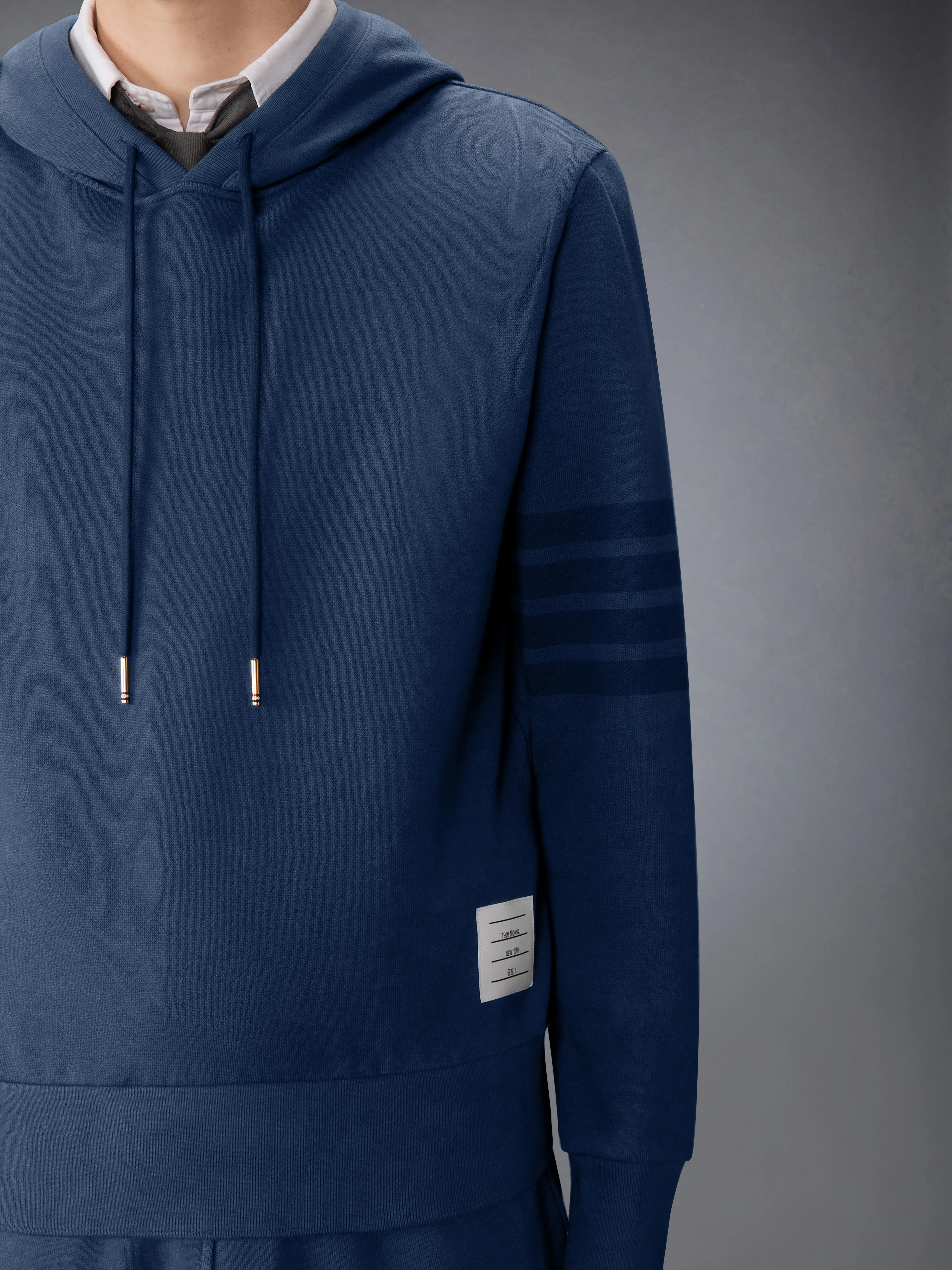 SOLID LOOPBACK 4-BAR HOODIE - Image 5
