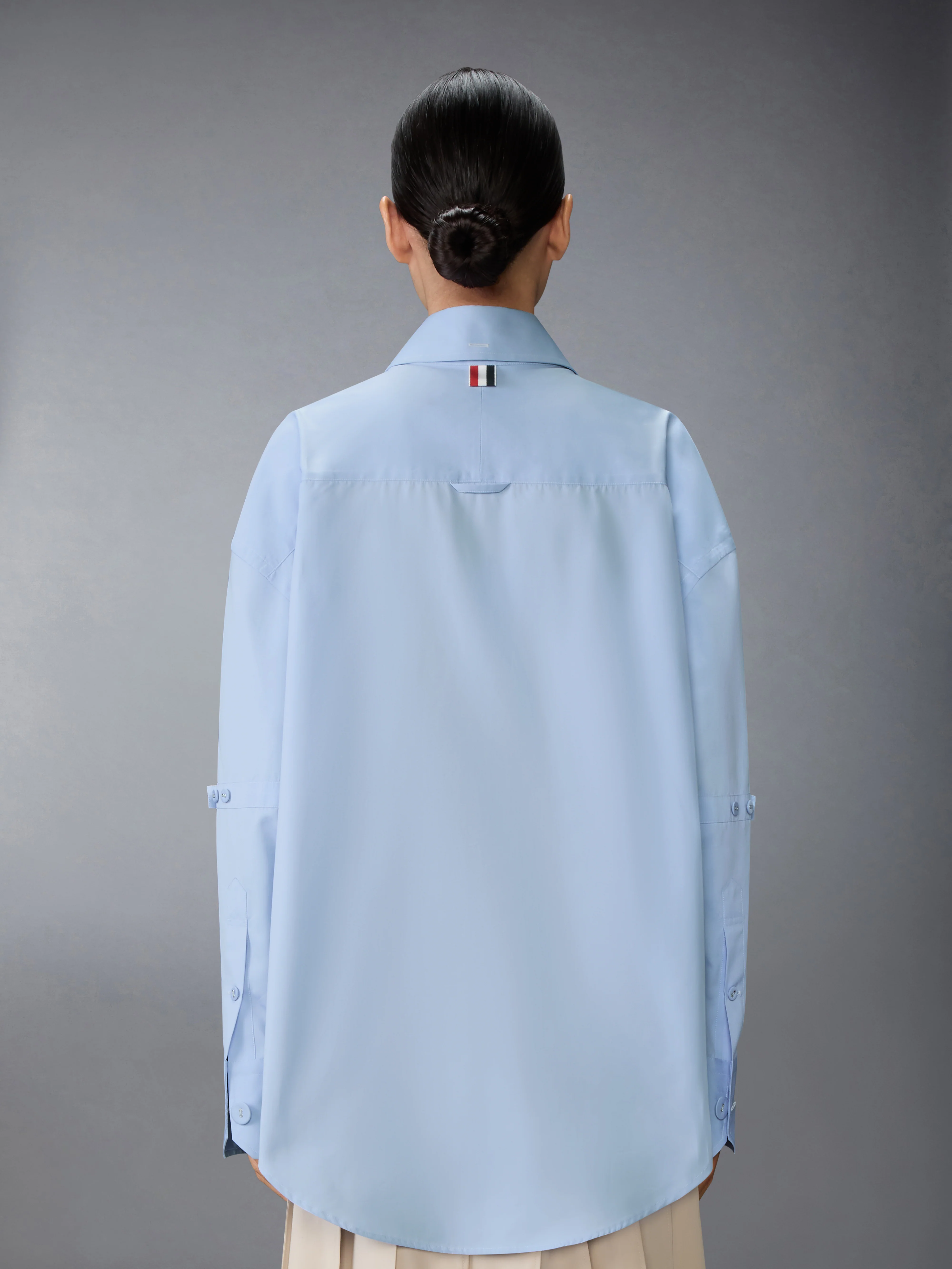 SOLID POPLIN CREST EMBROIDERY ARMBAND SUPERSIZED SHIRT - Image 2