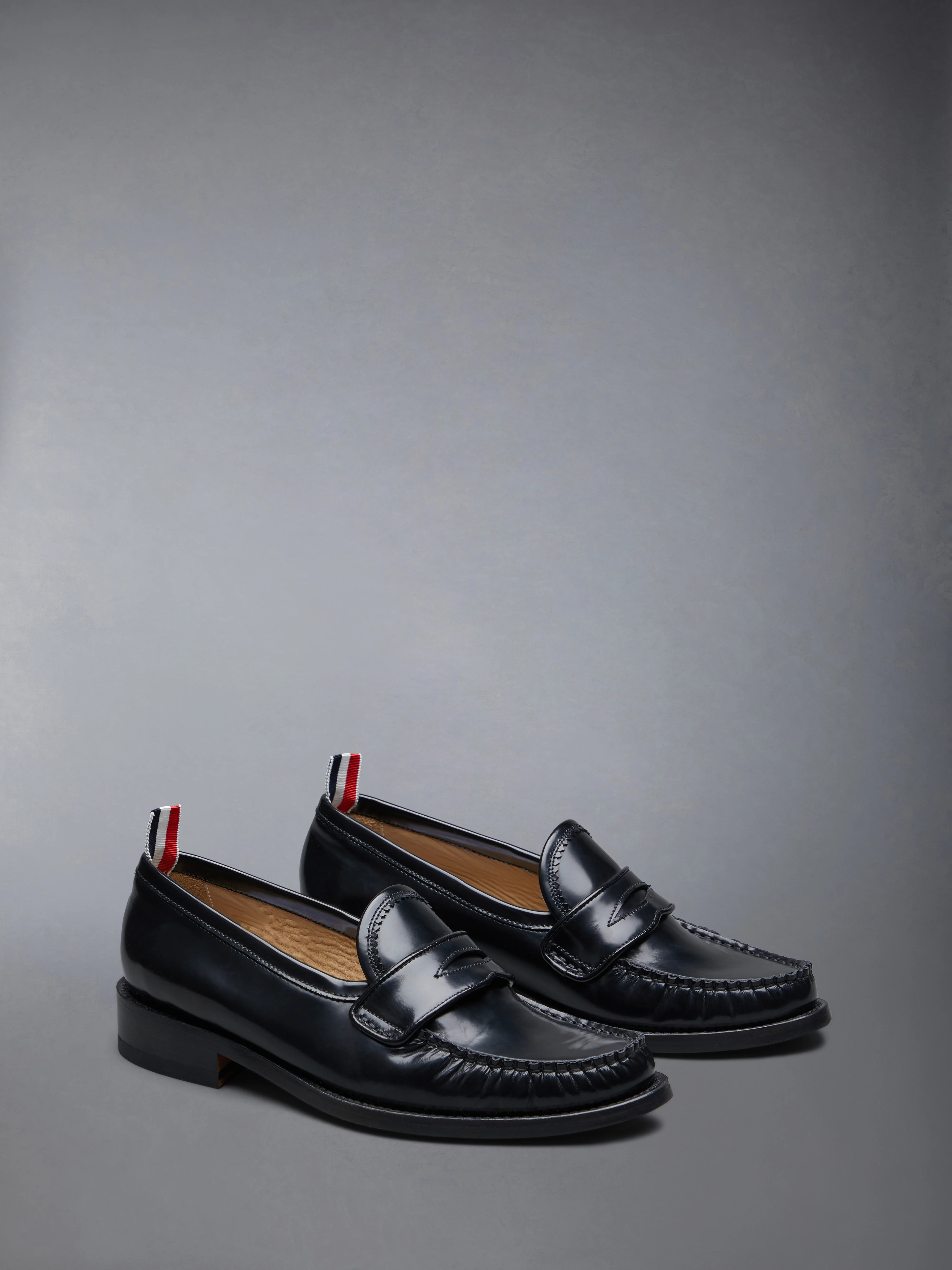 SPAZZOLATO PLEATED VARSITY LOAFER - Image 2