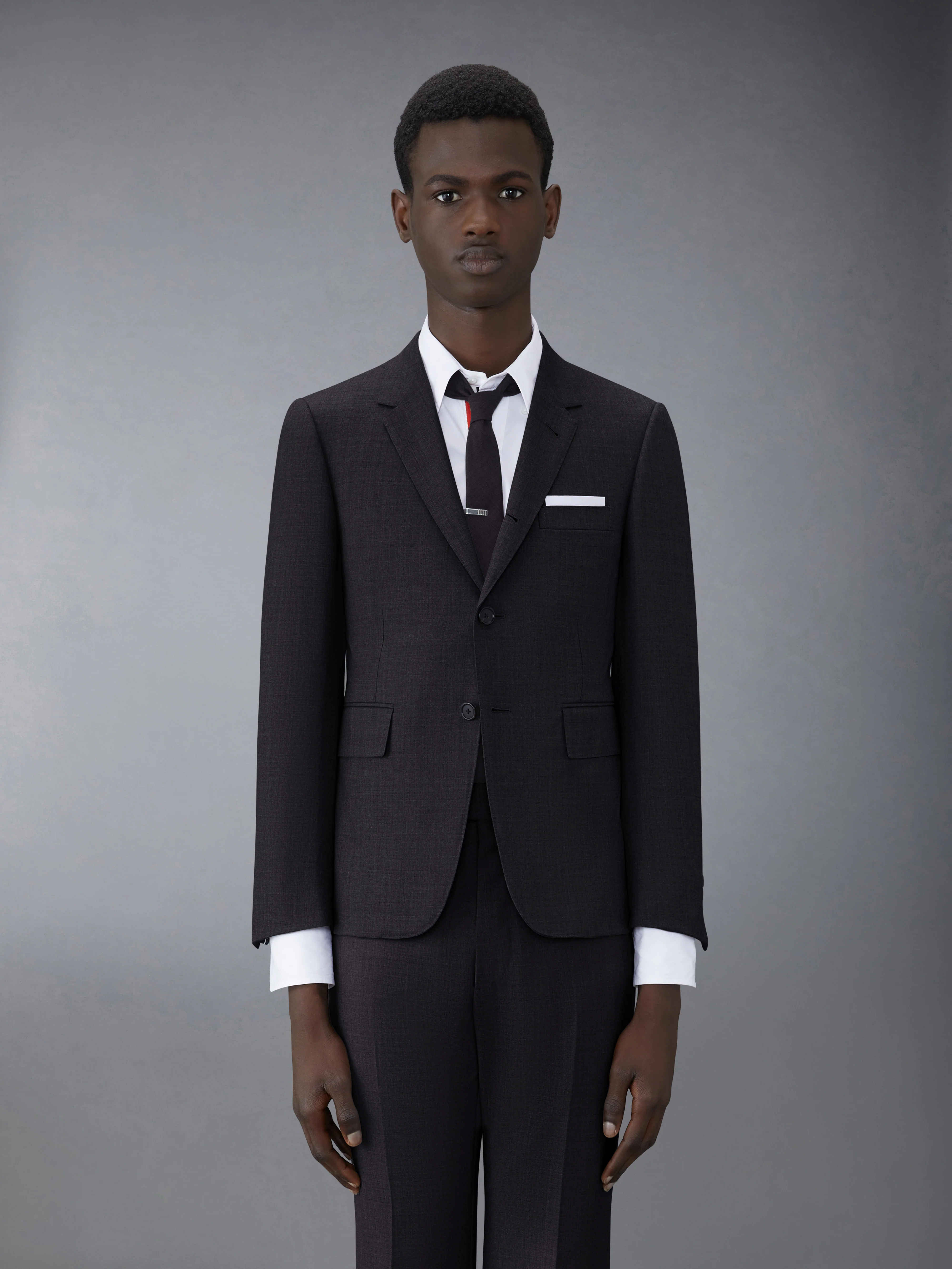 SUPER 120'S TWILL CLASSIC SUIT AND TIE - Image 3