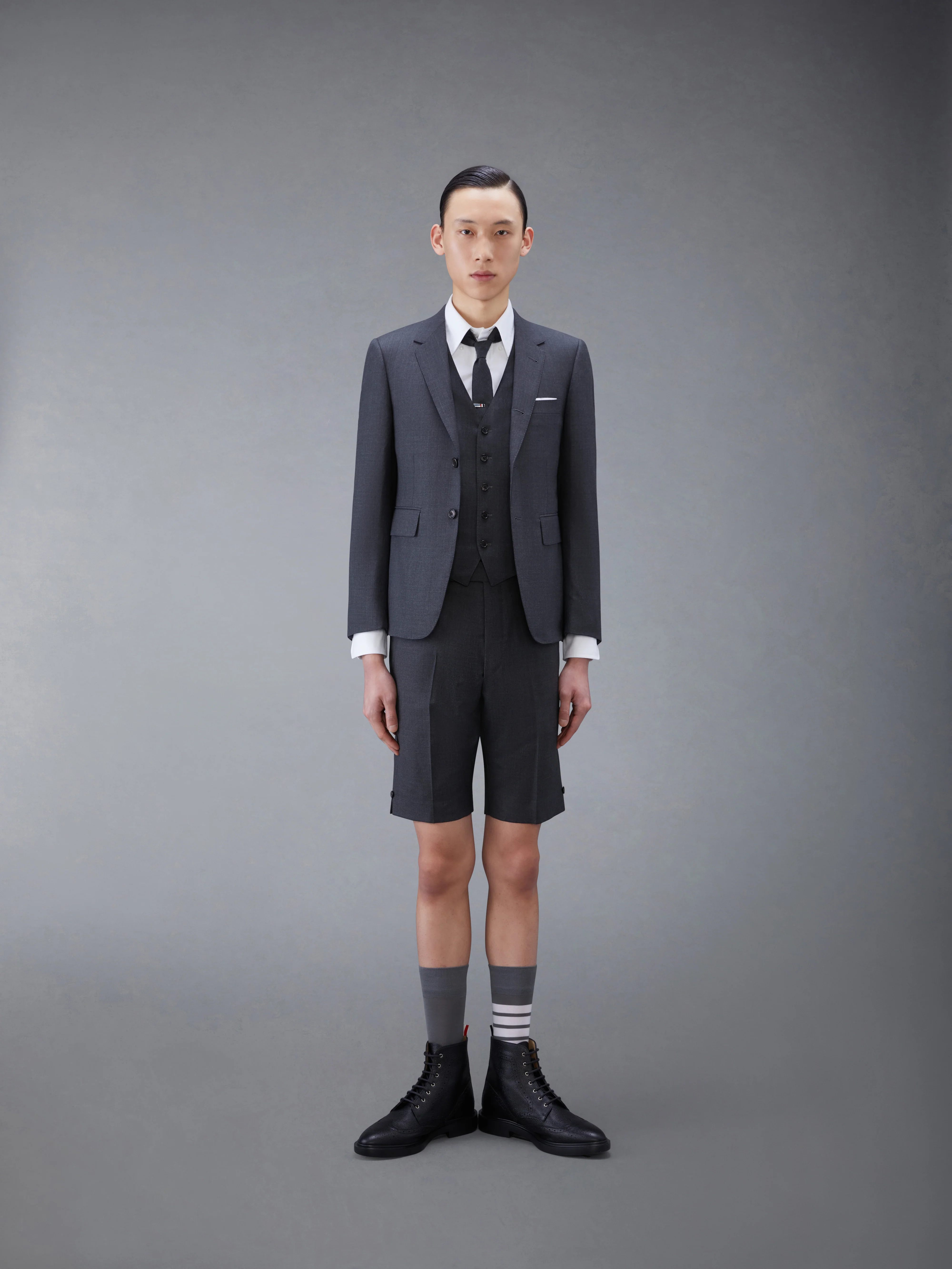 SUPER 120'S TWILL CLASSIC SUIT AND TIE - Image 3