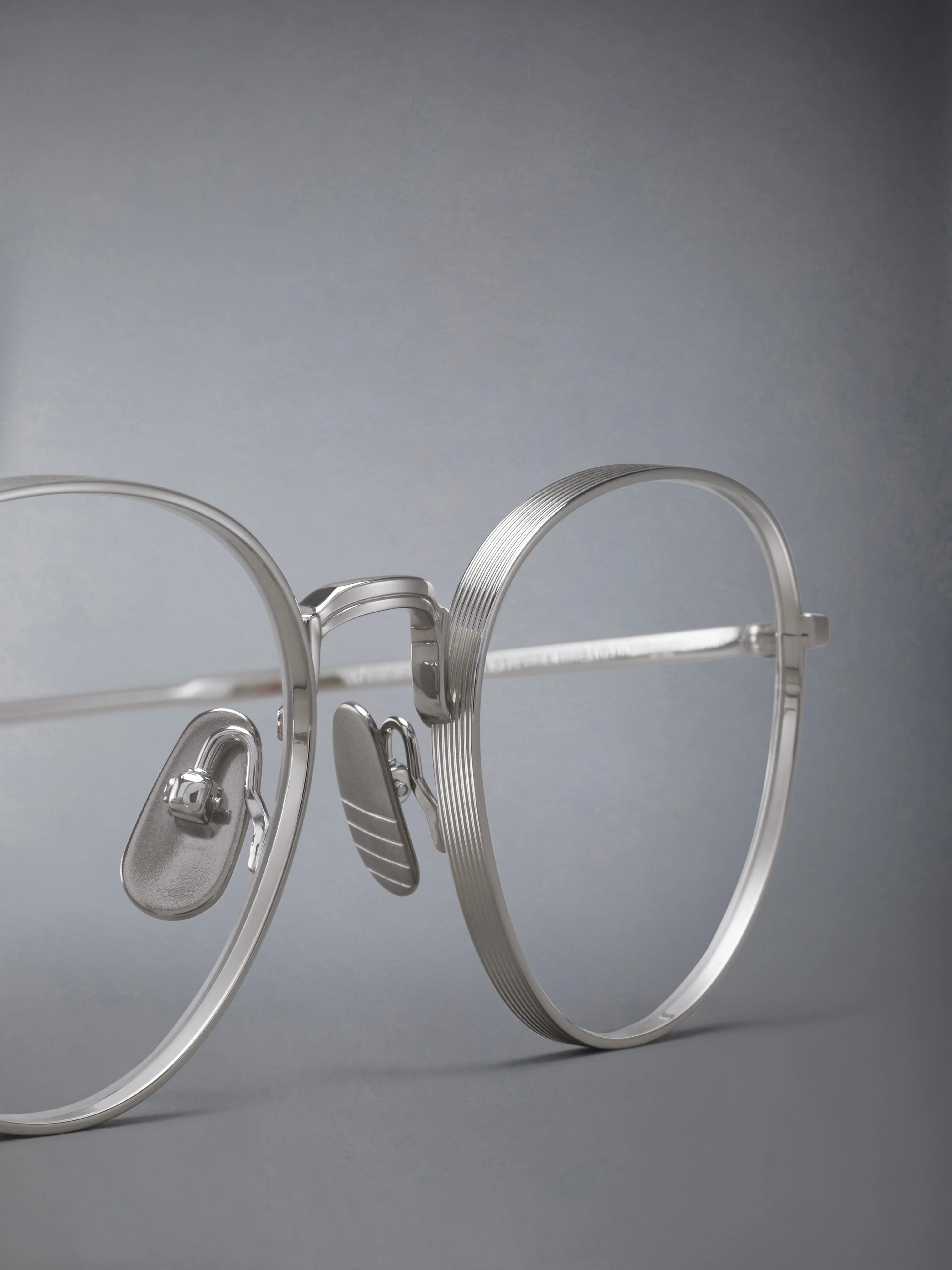 TITANIUM ROUND EYEGLASSES - Image 7