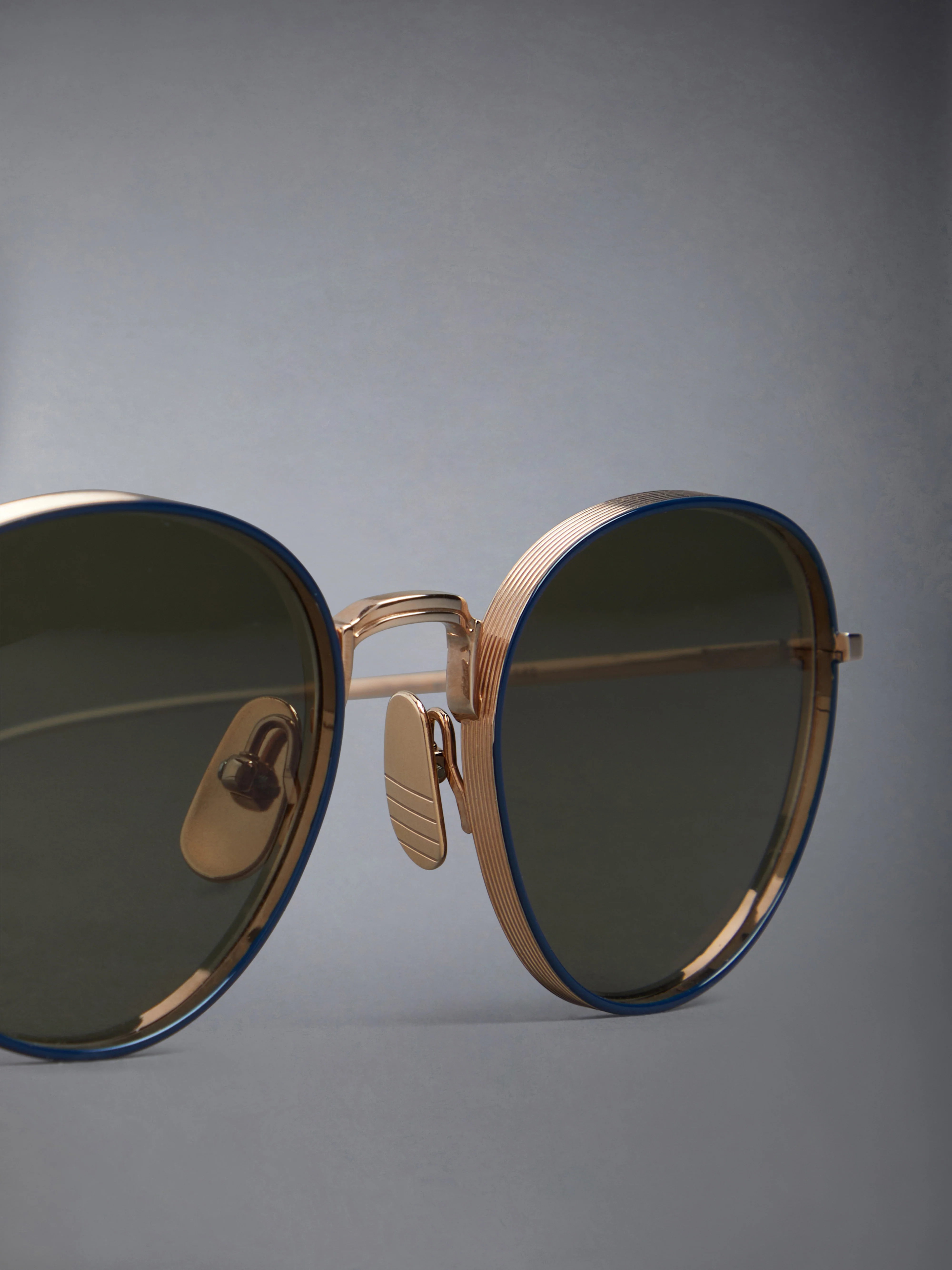 TITANIUM ROUND SUNGLASSES - Image 5