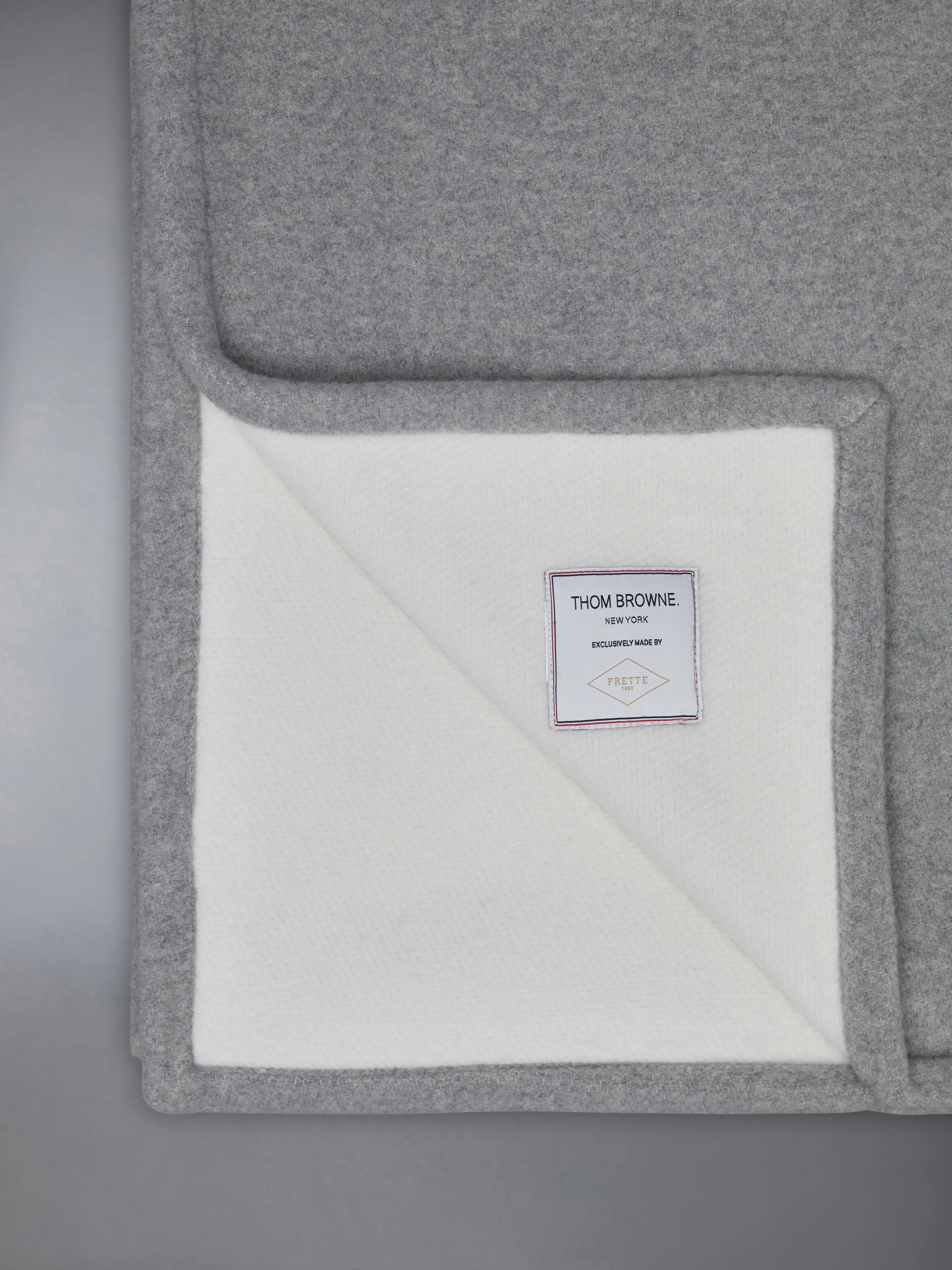 WOOL CASHMERE 4-BAR FRETTE THROW - Image 4