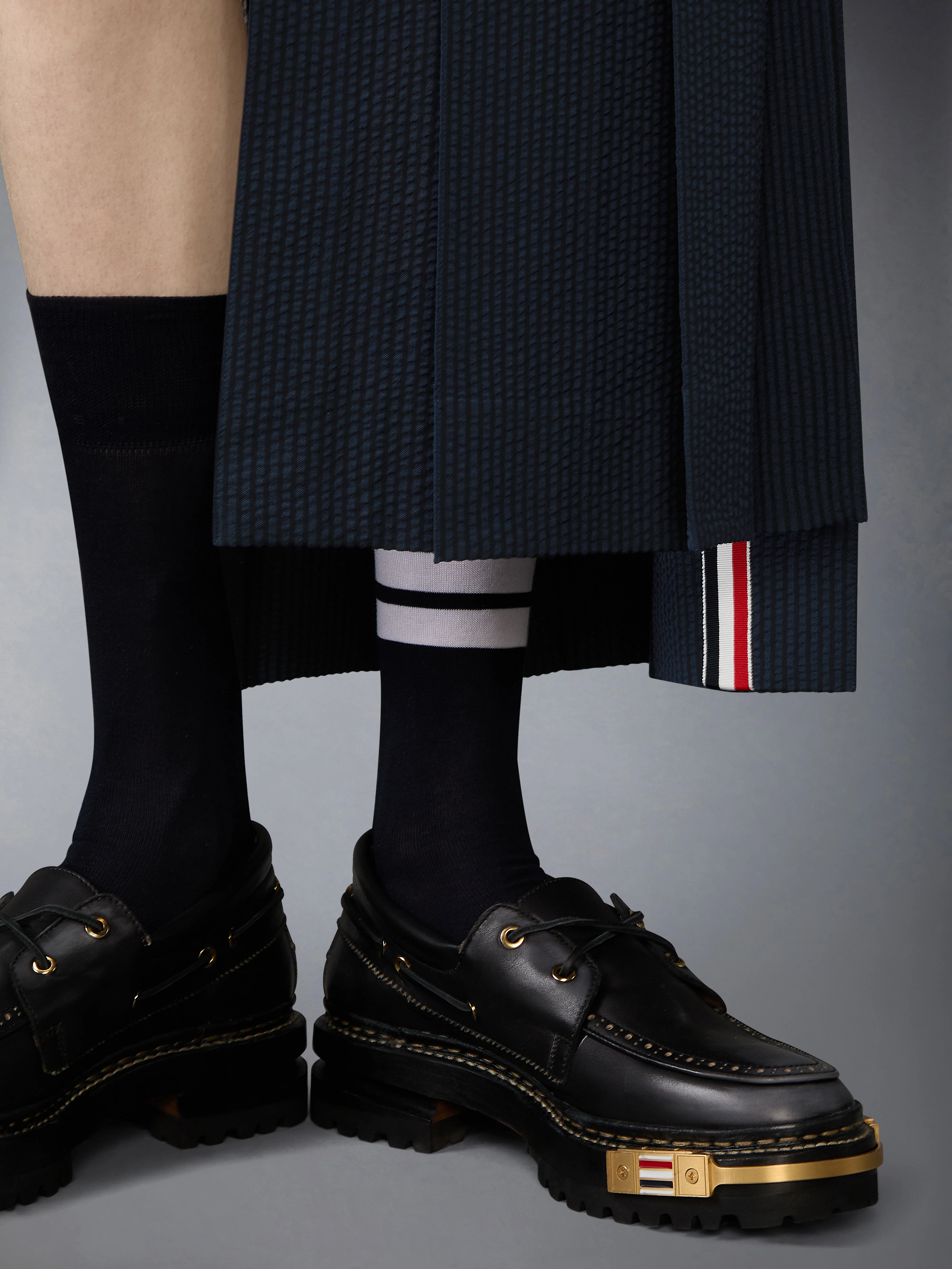 WOOL SEERSUCKER UTILITY BELT PLEATED SKIRT - Image 6